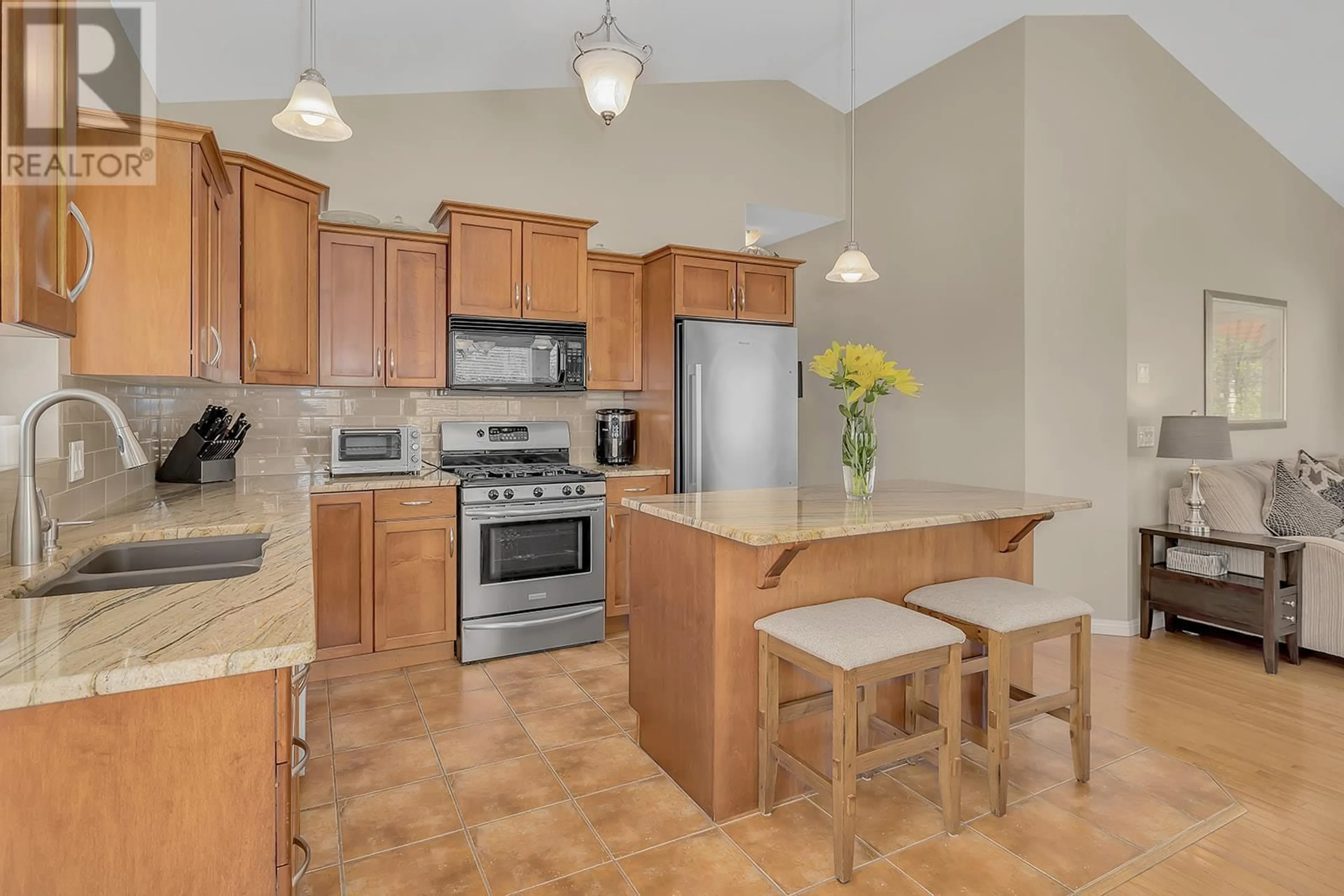 Standard kitchen, ceramic/tile floor for 2040 SPYGLASS WAY, West Kelowna British Columbia V1Z3Z7