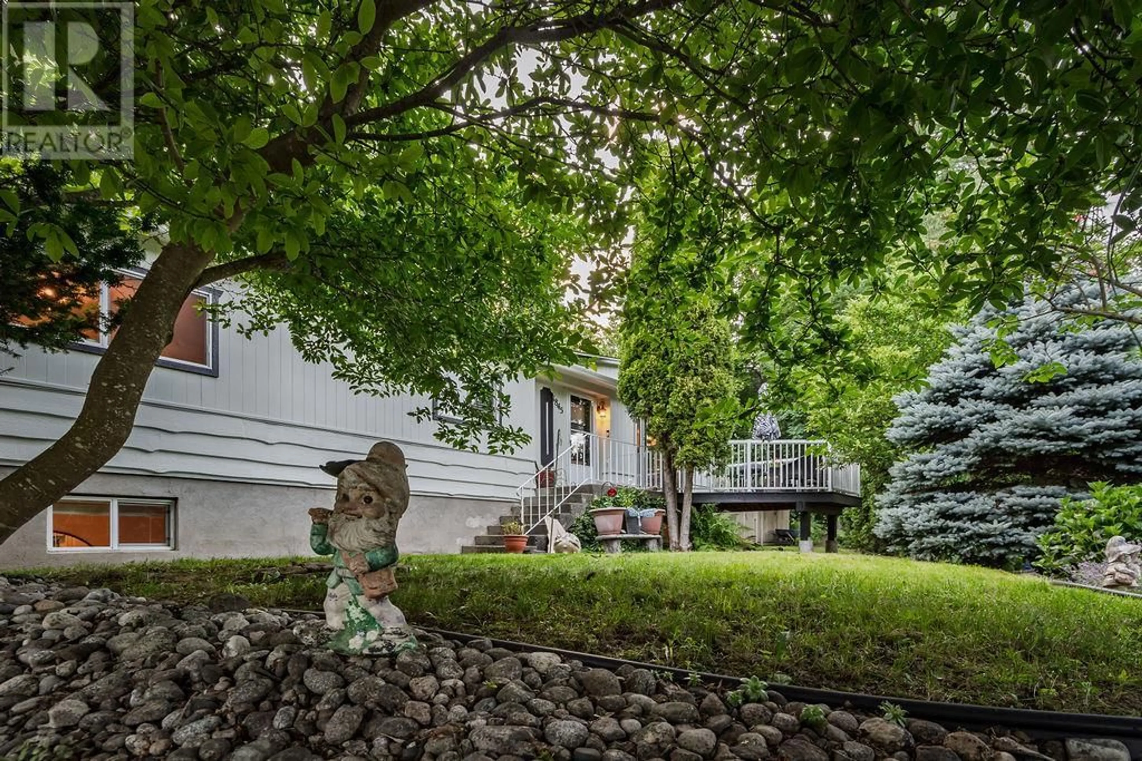 Patio, unknown for 1845 RIDGEWOOD ROAD, Nelson British Columbia V1L6J9