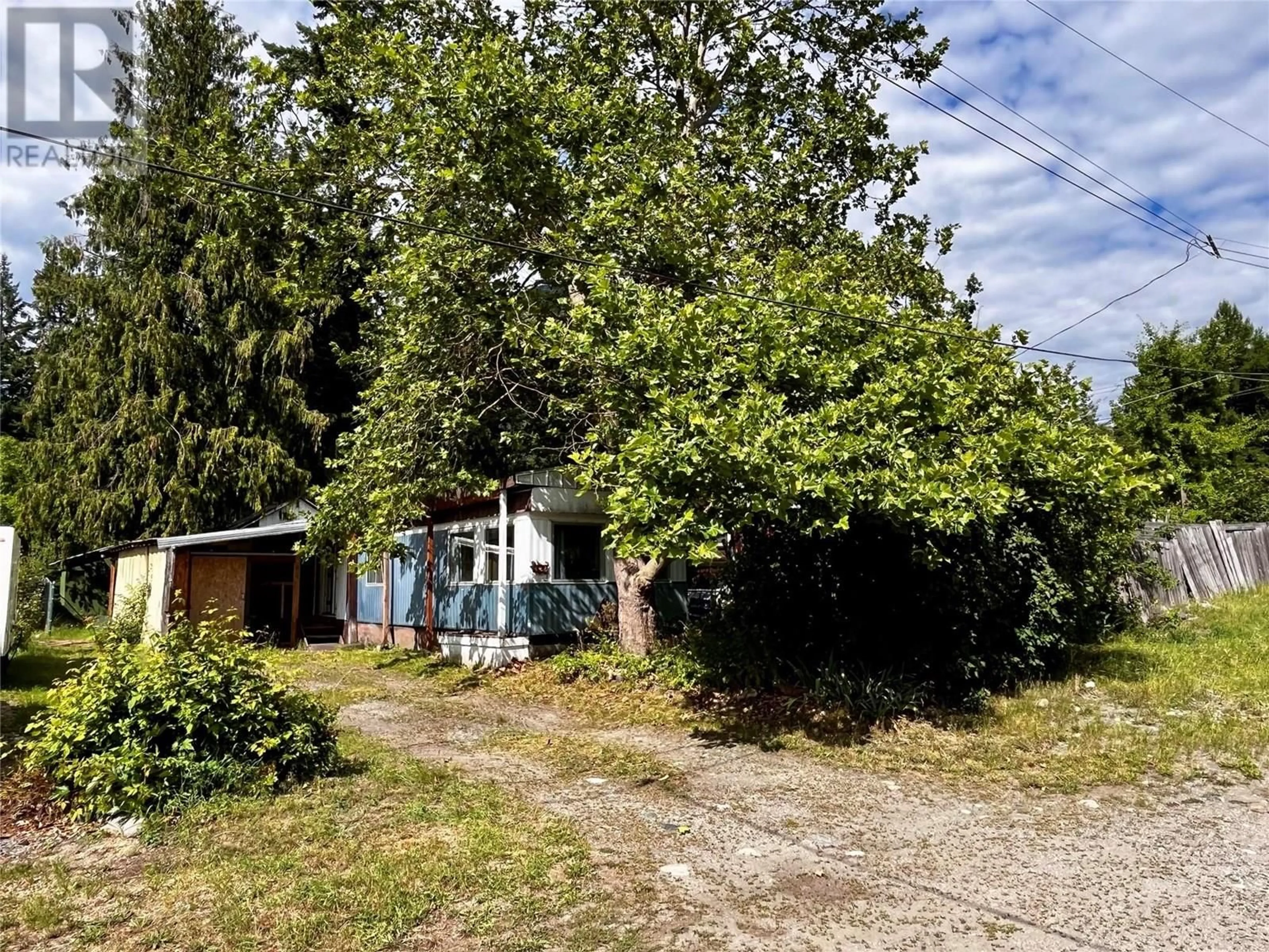 Shed for 222 2ND AVENUE, New Denver British Columbia V0G1S0