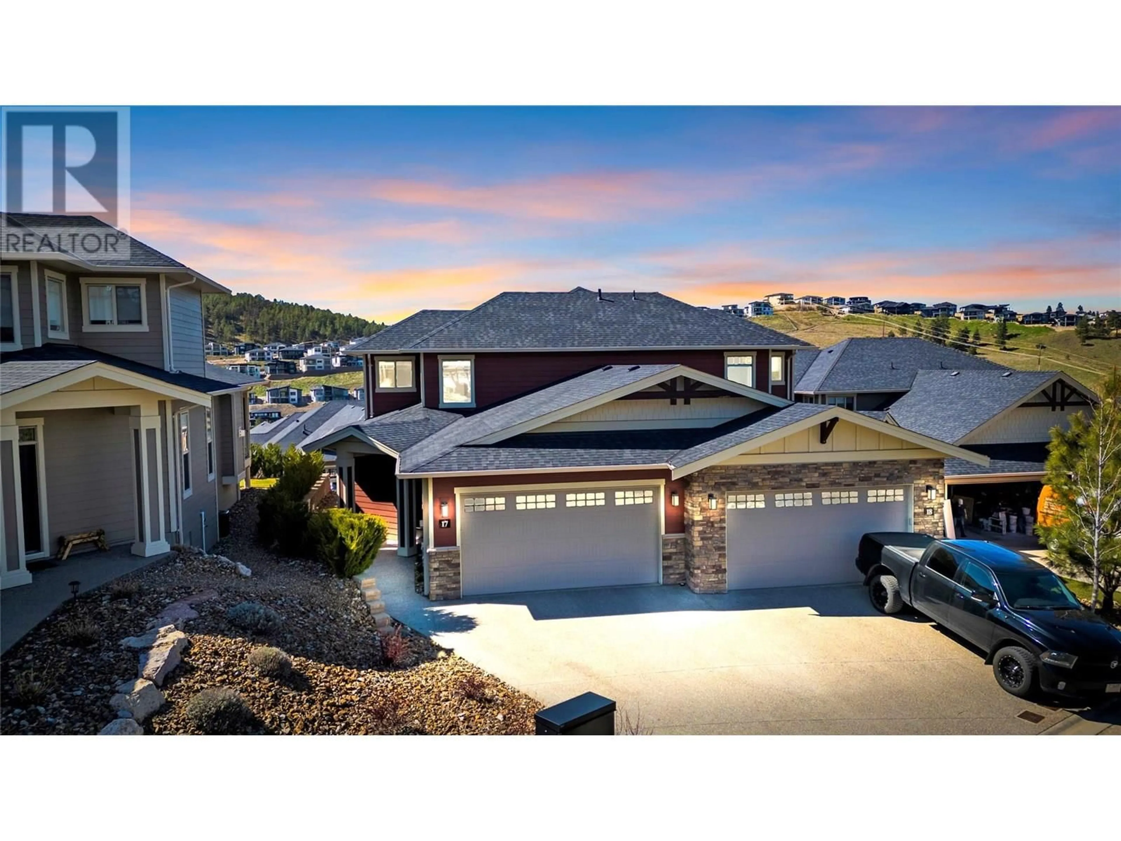 Unknown for 17 - 875 STOCKLEY STREET, Kelowna British Columbia V1P1S4