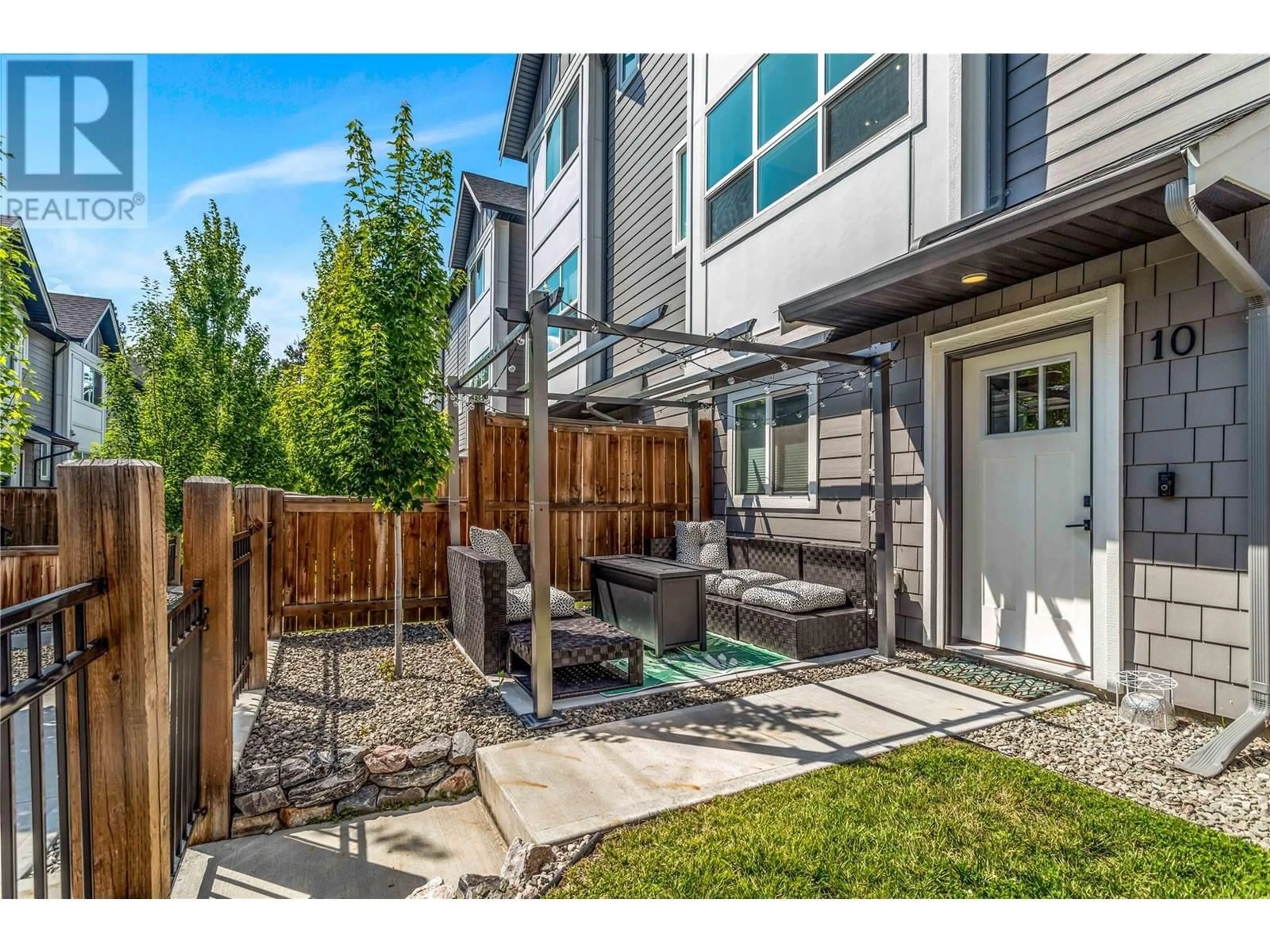 Patio, street for 10 - 12075 OCEOLA ROAD, Lake Country British Columbia V4V0A7