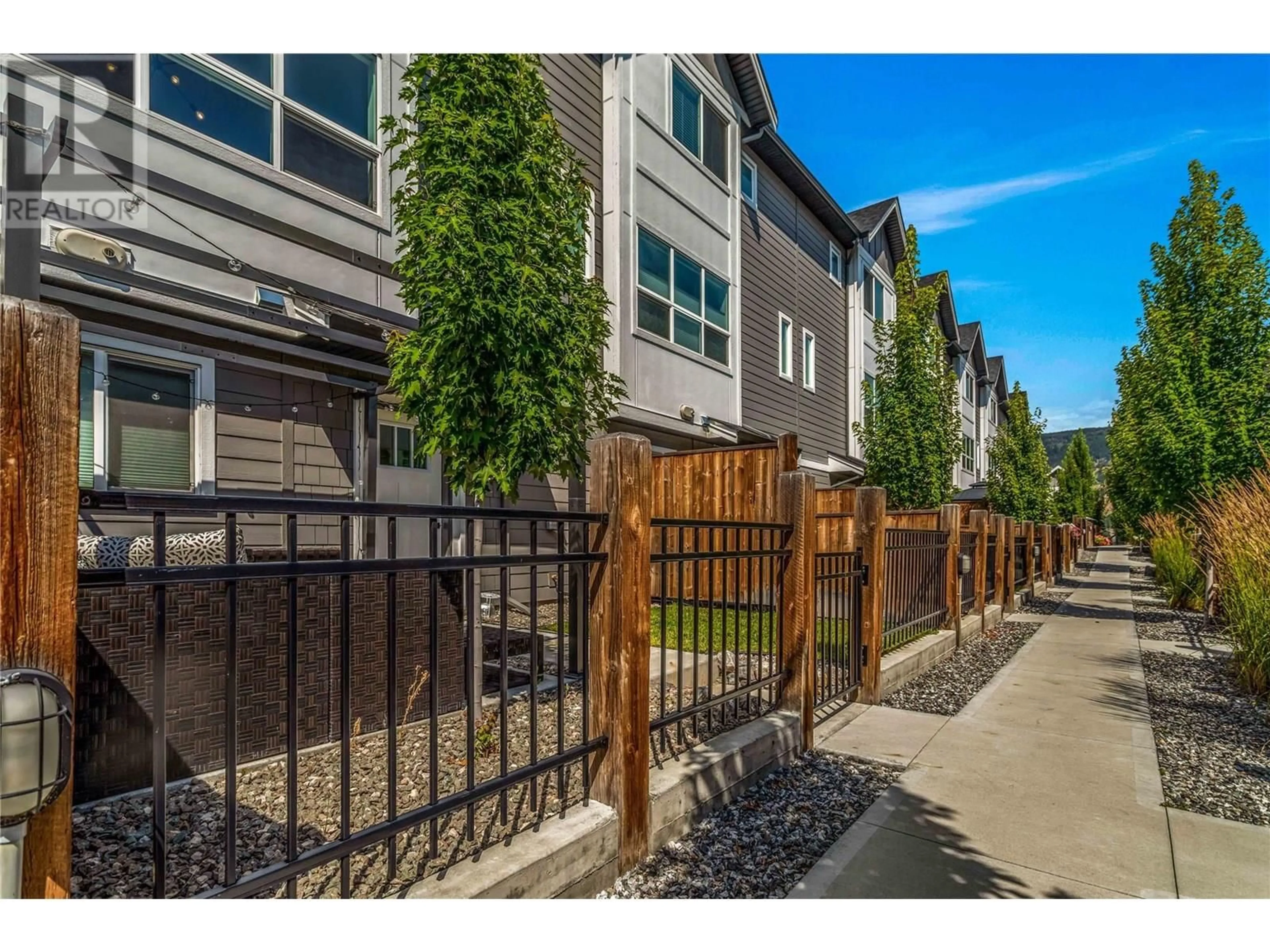Unknown for 10 - 12075 OCEOLA ROAD, Lake Country British Columbia V4V0A7