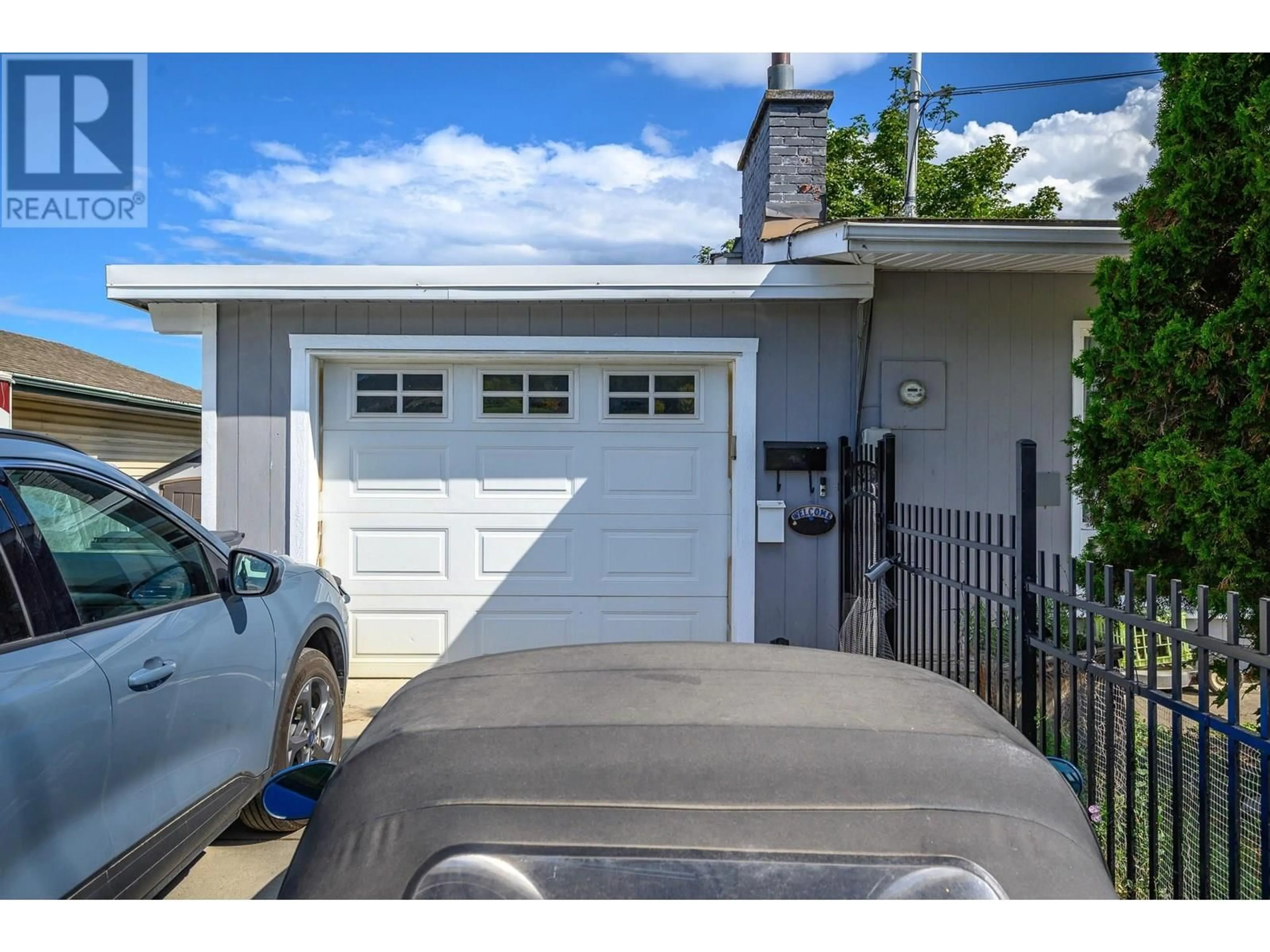 Indoor garage for 12003 KIDSTON ROAD, Coldstream British Columbia V1B1S7