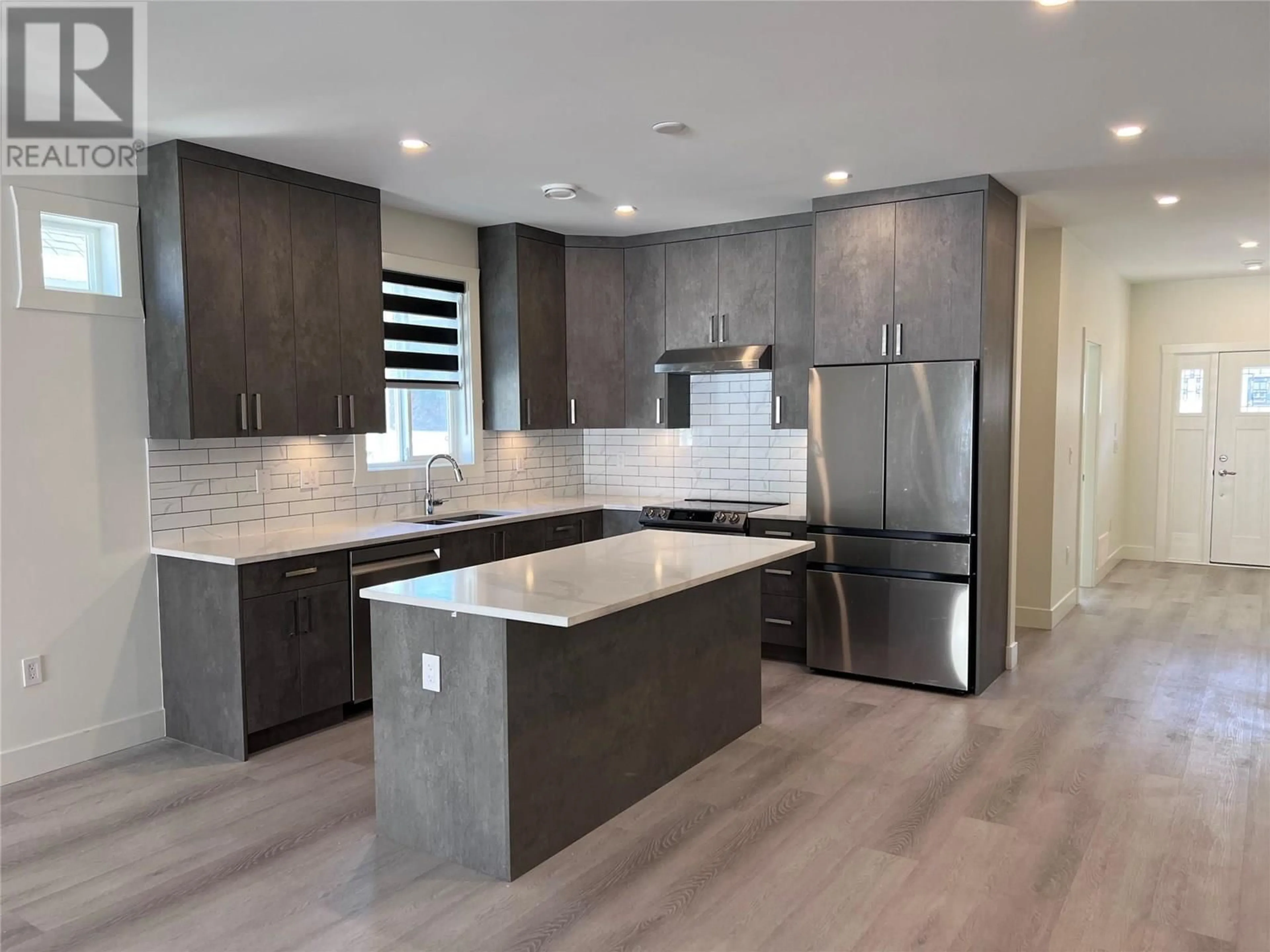 Open concept kitchen, unknown for 278 BENTGRASS AVENUE, Oliver British Columbia V0H1T3