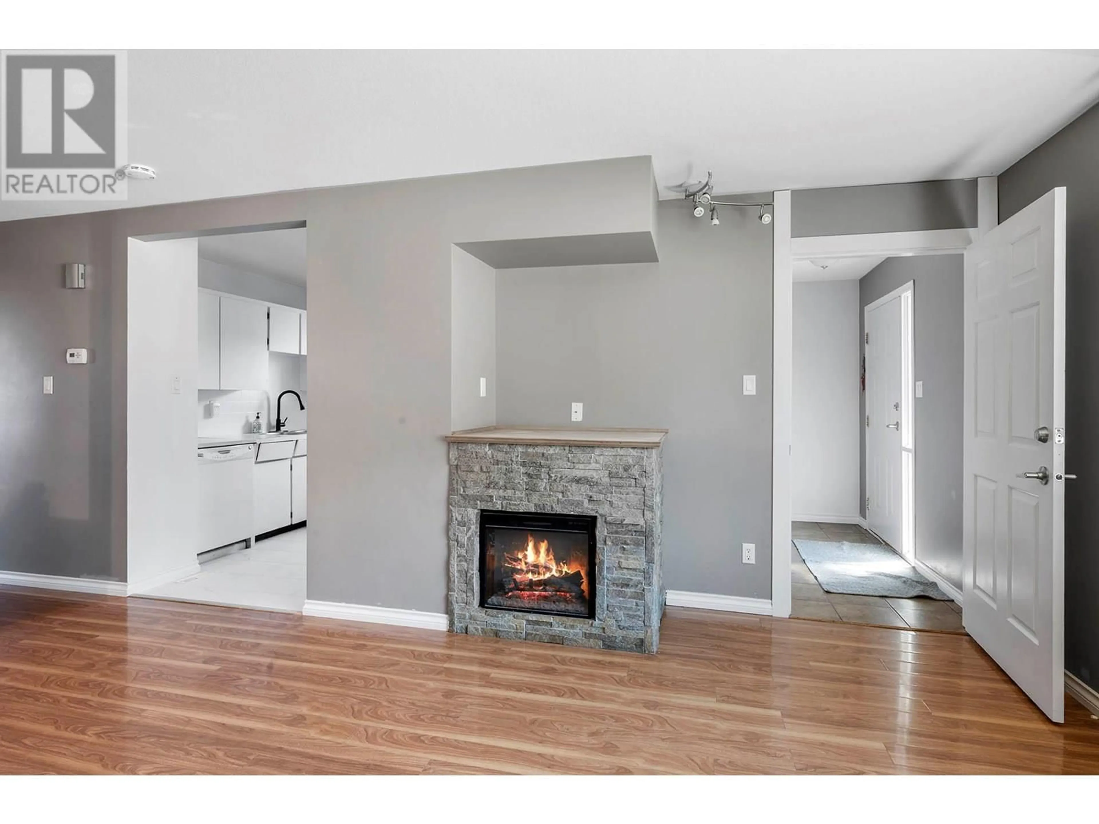 Unknown for 366 WADDINGTON DRIVE, Kamloops British Columbia V2E1M5