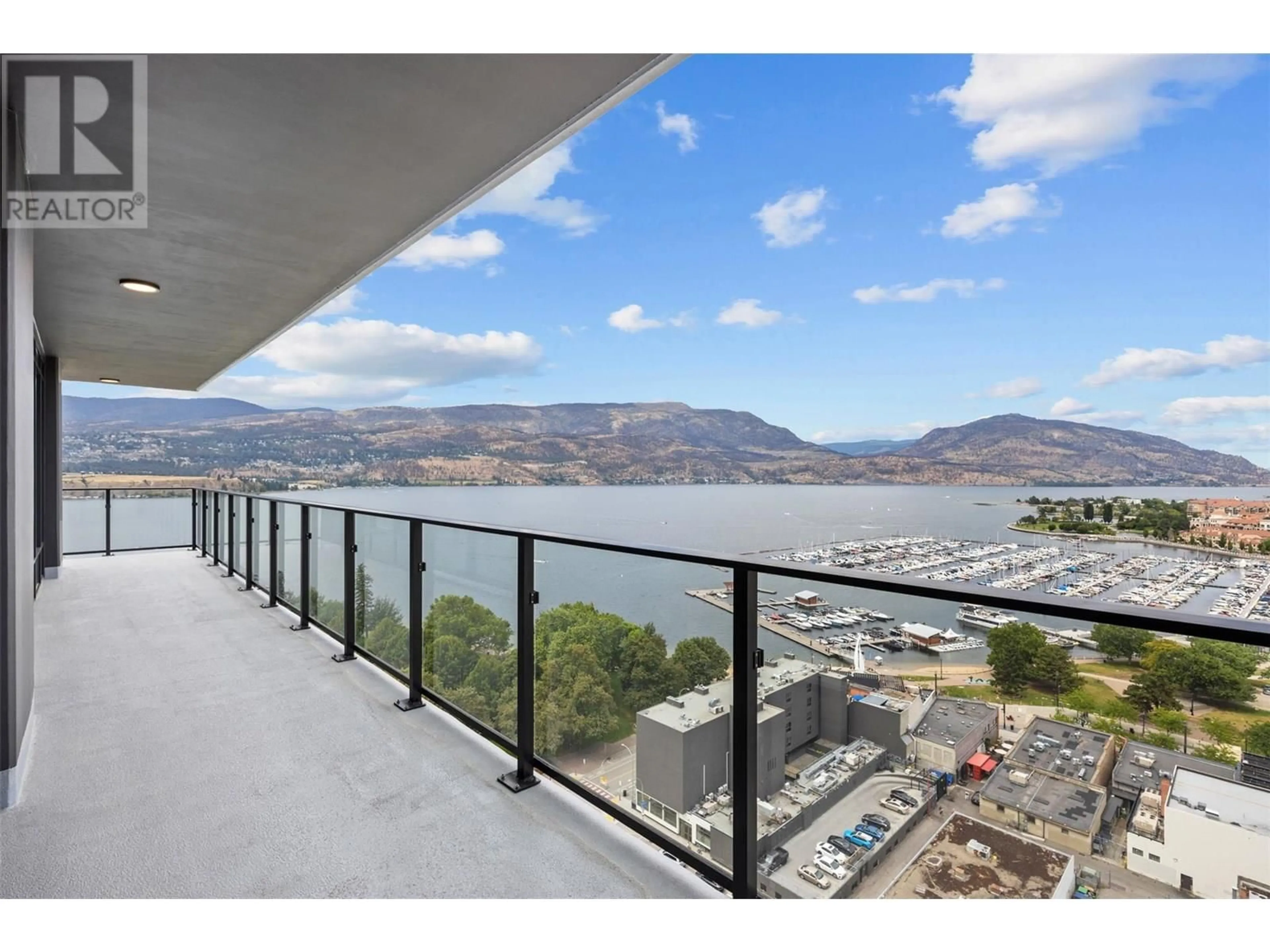 Balcony in the apartment, water/lake/river/ocean view for 1808 - 238 LEON AVENUE, Kelowna British Columbia V1Y6H9