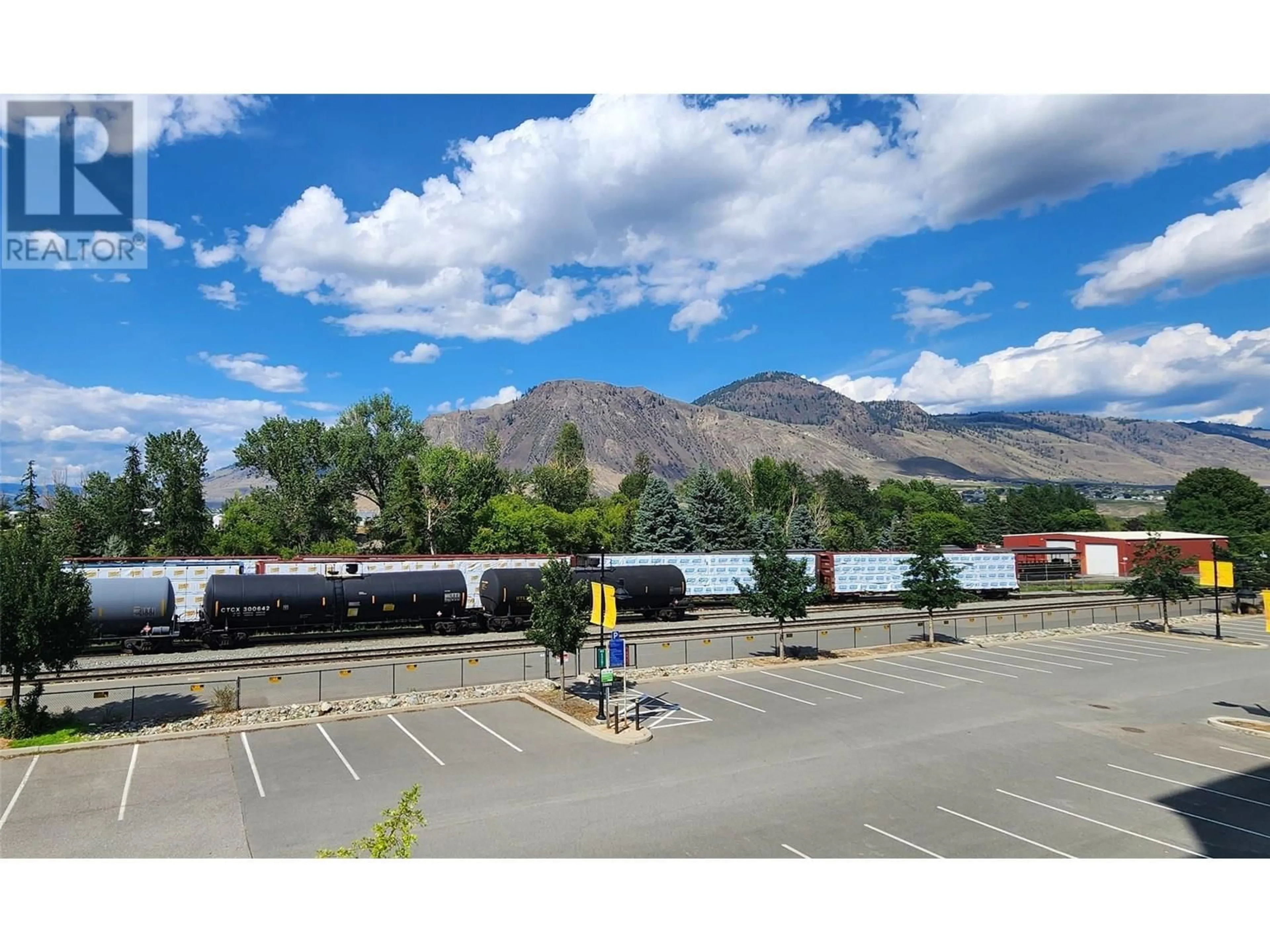 Parking for 102 - 568 LORNE STREET, Kamloops British Columbia V2C1W3