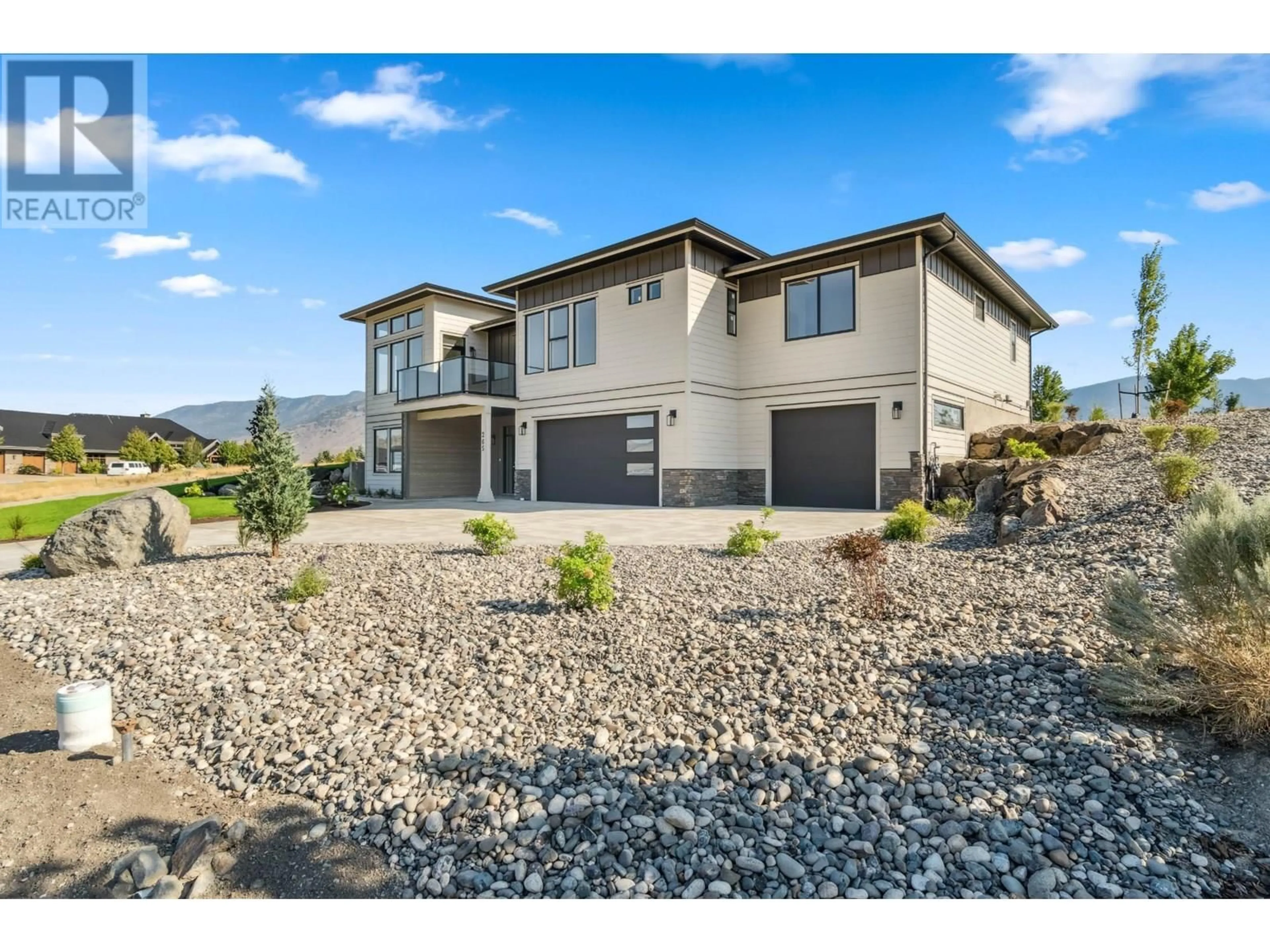 A pic from outside/outdoor area/front of a property/back of a property/a pic from drone, street for 265 RUE CHEVAL NOIR OTHER, Kamloops British Columbia V1S0G2