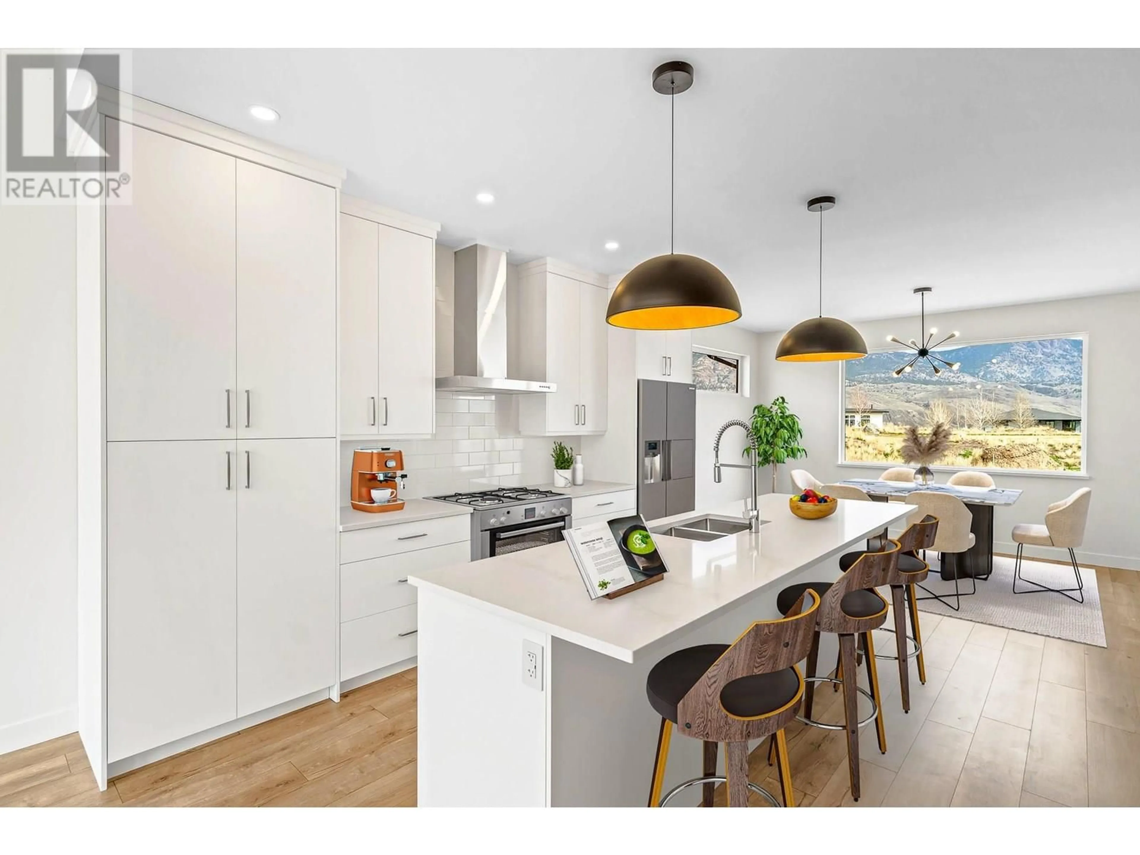 Open concept kitchen, unknown for 265 RUE CHEVAL NOIR OTHER, Kamloops British Columbia V1S0G2