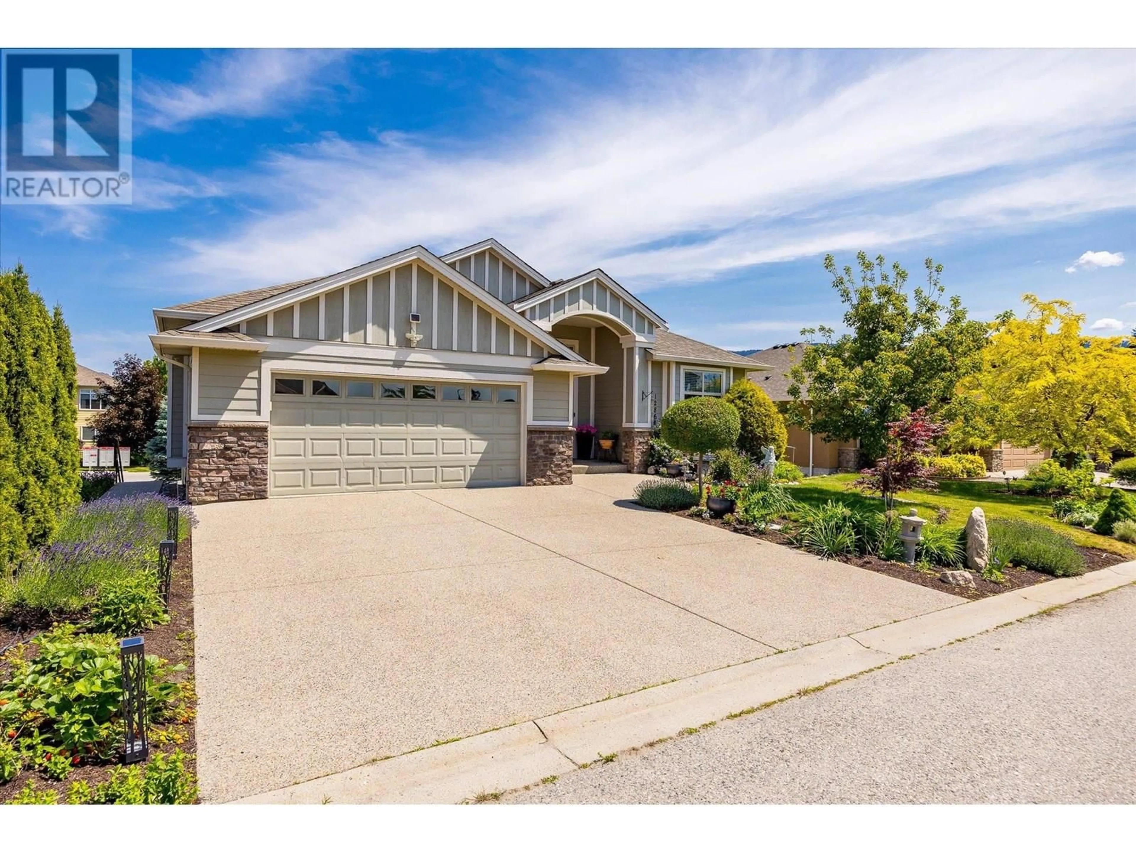 Home with vinyl exterior material, street for 12860 CLIFFSHORE DRIVE, Lake Country British Columbia V4V2P7
