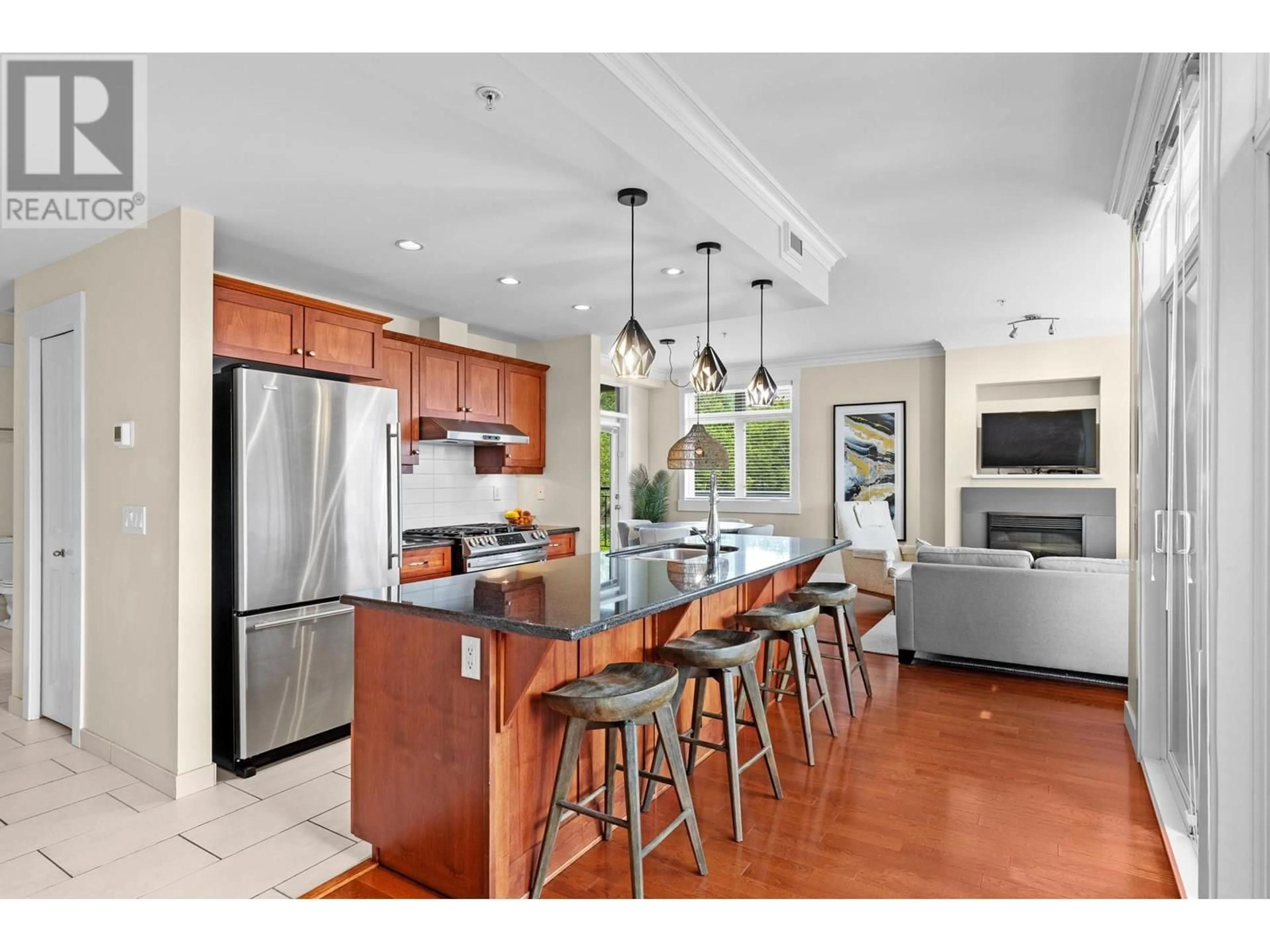 Open concept kitchen, unknown for 204 - 2901 ABBOTT STREET, Kelowna British Columbia V1Y1G7
