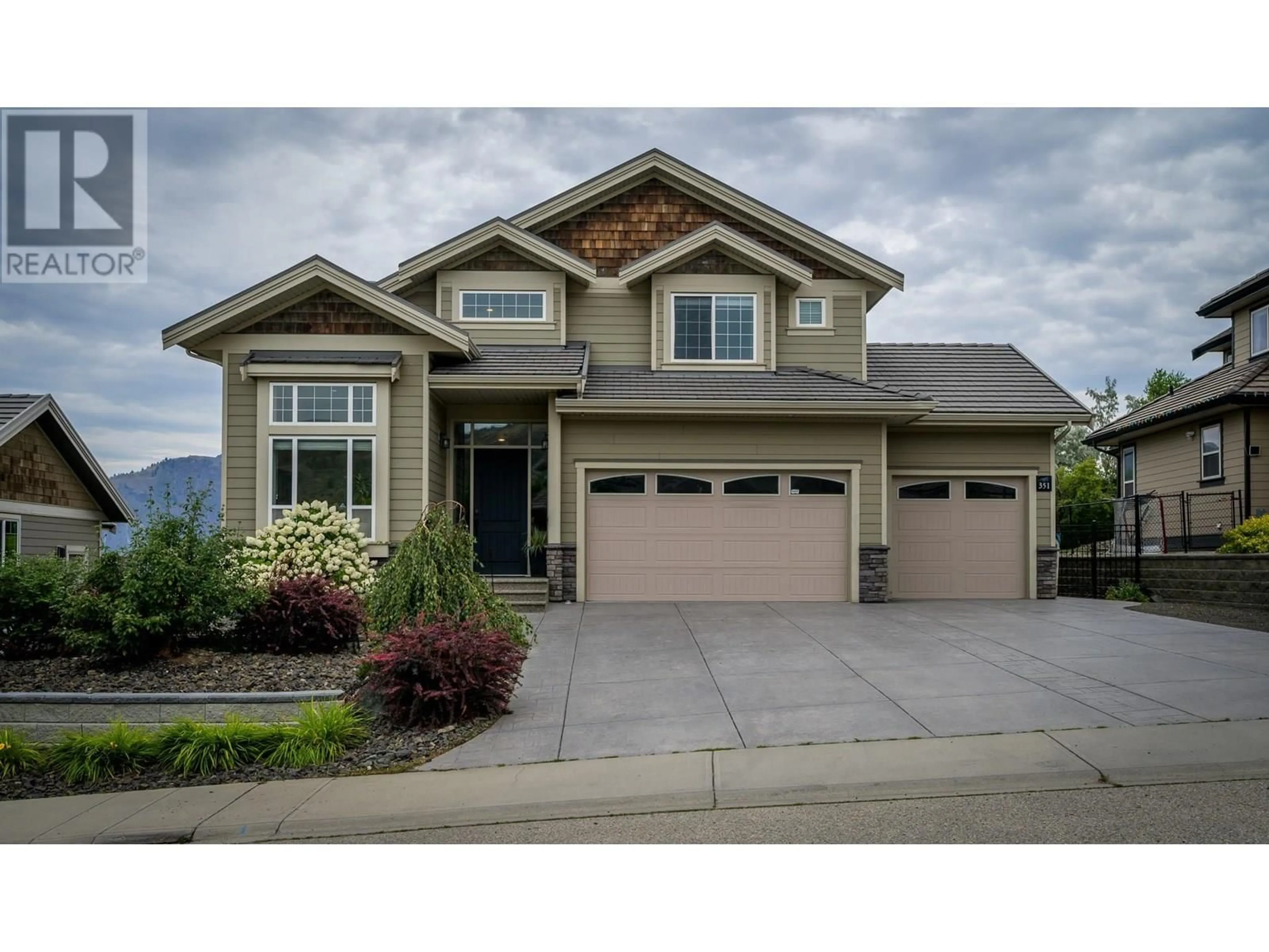 Home with vinyl exterior material, unknown for 351 FERNIE PLACE, Kamloops British Columbia V2C6S4