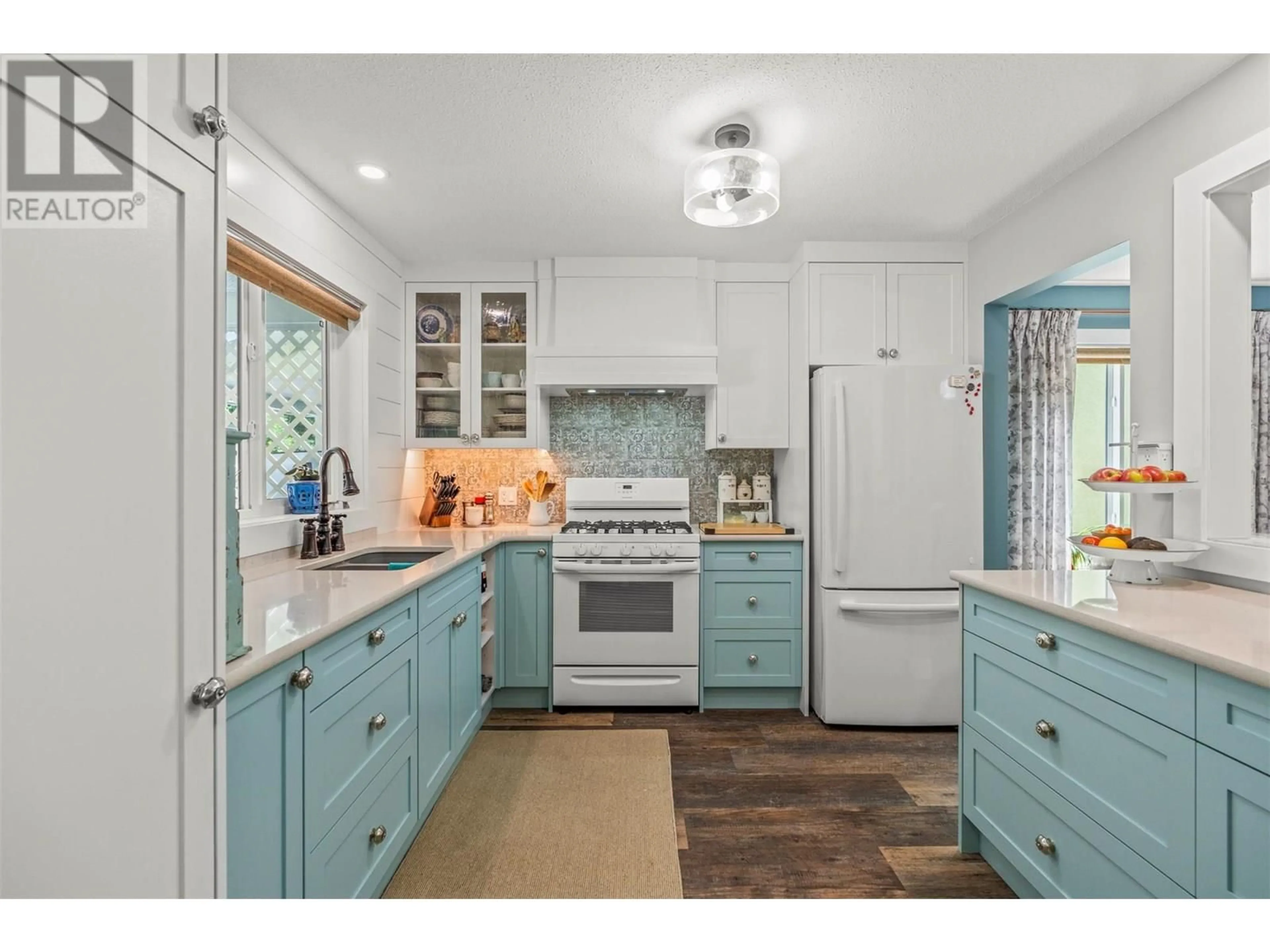 Open concept kitchen, ceramic/tile floor for 43 - 2180 FLETCHER AVENUE, Armstrong British Columbia V4Y2A1