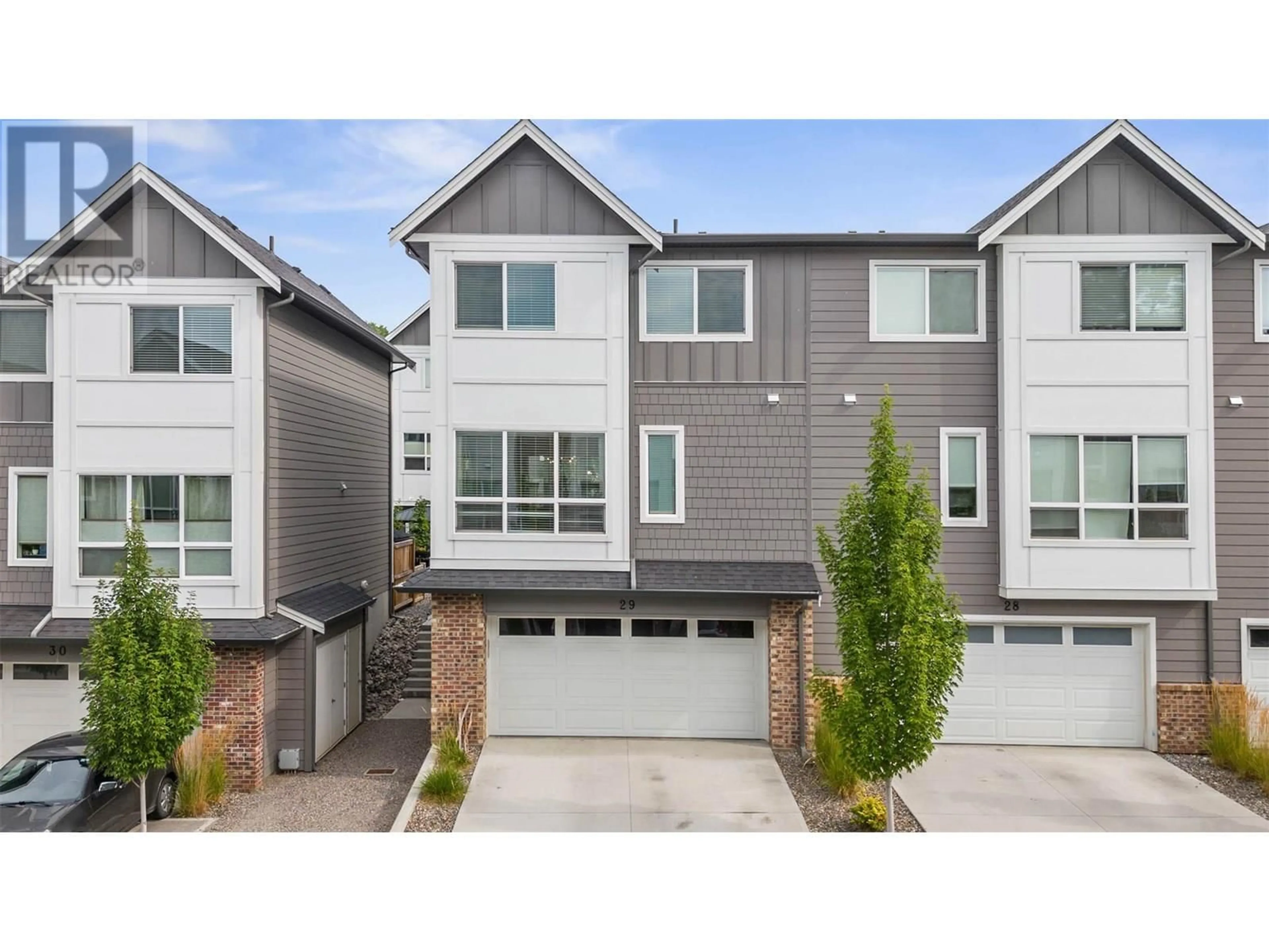 Home with vinyl exterior material, street for 29 - 12075 OCEOLA ROAD, Lake Country British Columbia V4V1H1