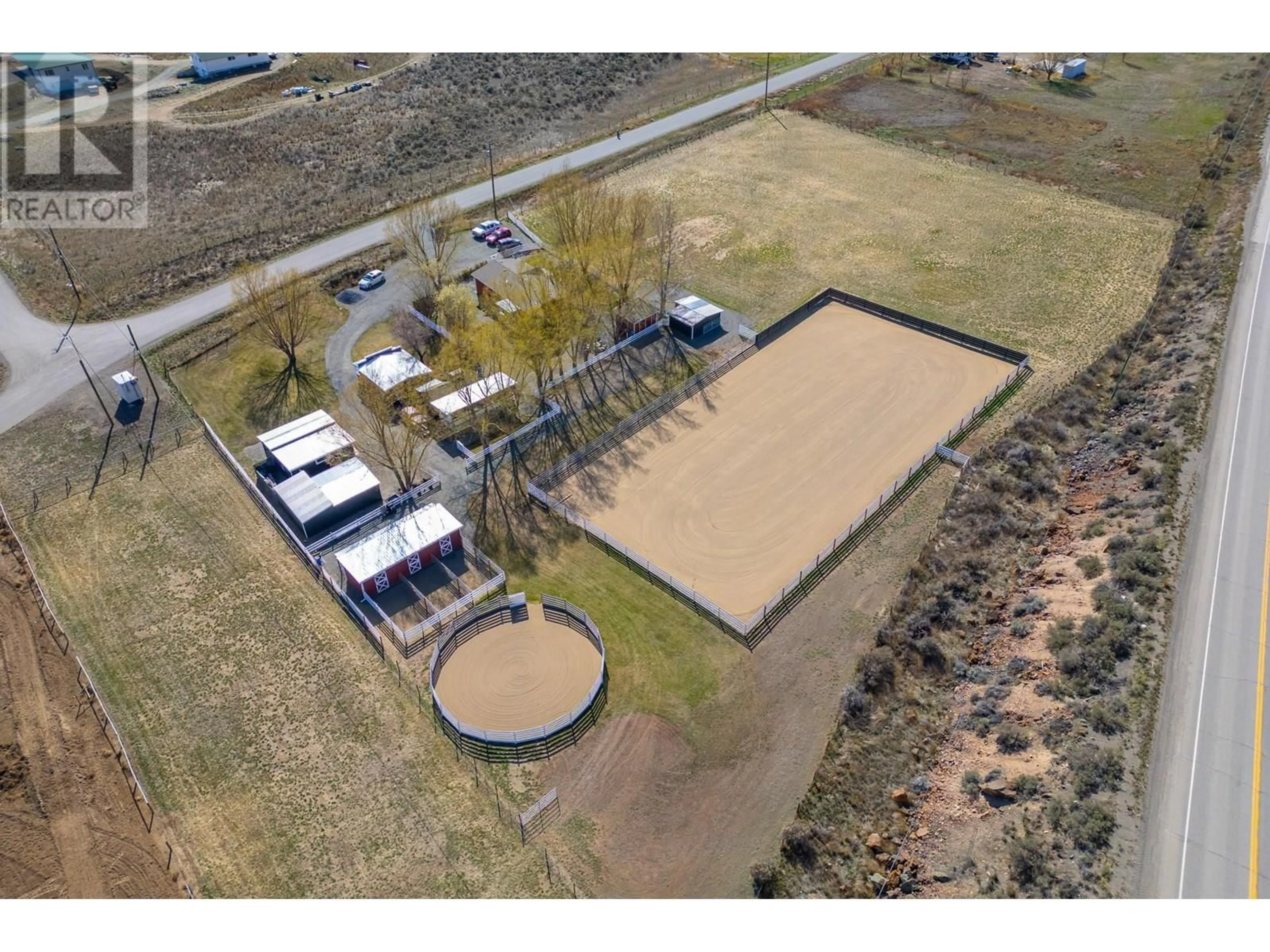 A pic from outside/outdoor area/front of a property/back of a property/a pic from drone, unknown for 6765 ASHCROFT ROAD, Kamloops British Columbia V0K2J0