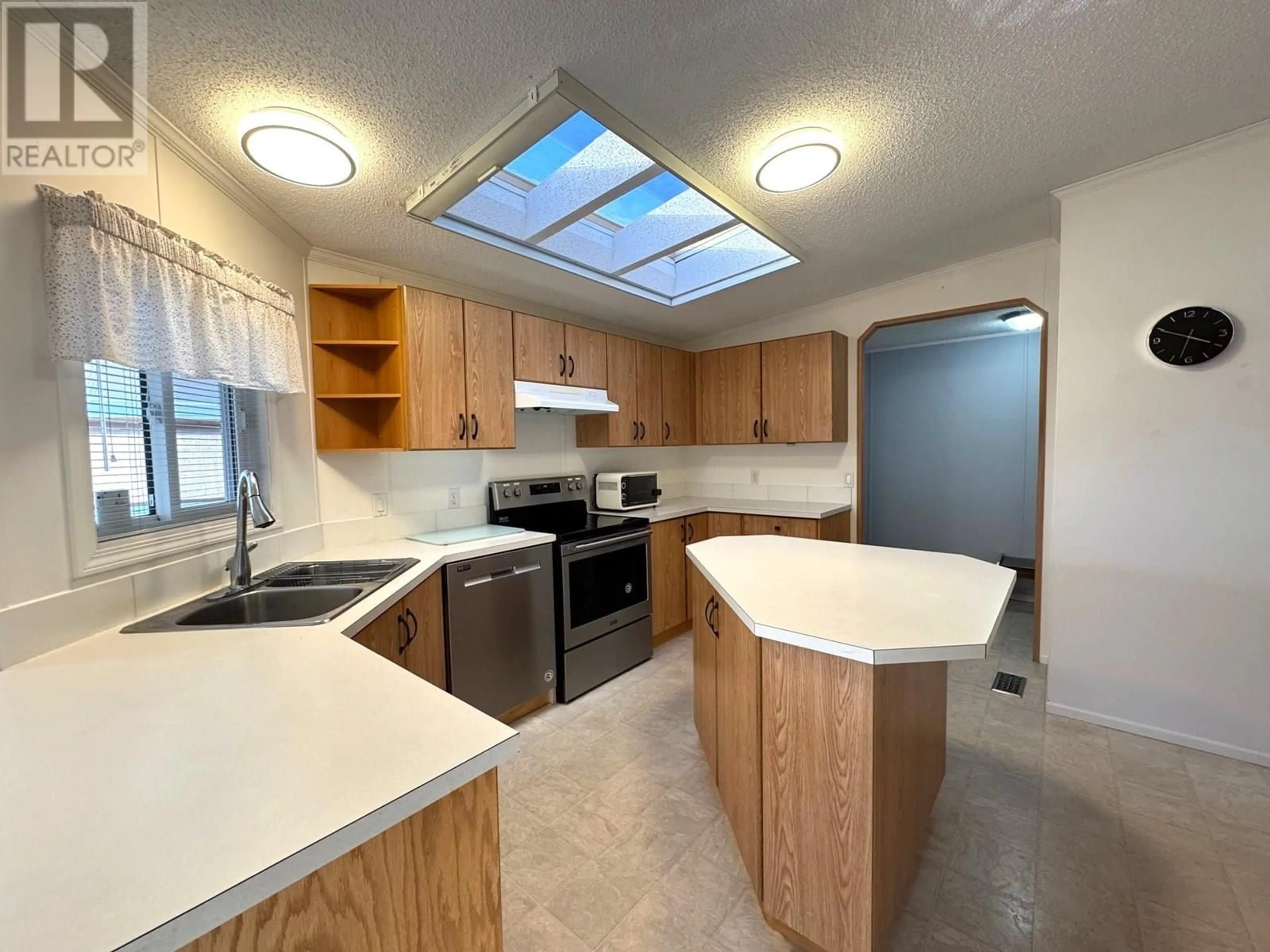 Standard kitchen, unknown for 128 - 1850 SHANNON LAKE ROAD, West Kelowna British Columbia V4T1L6