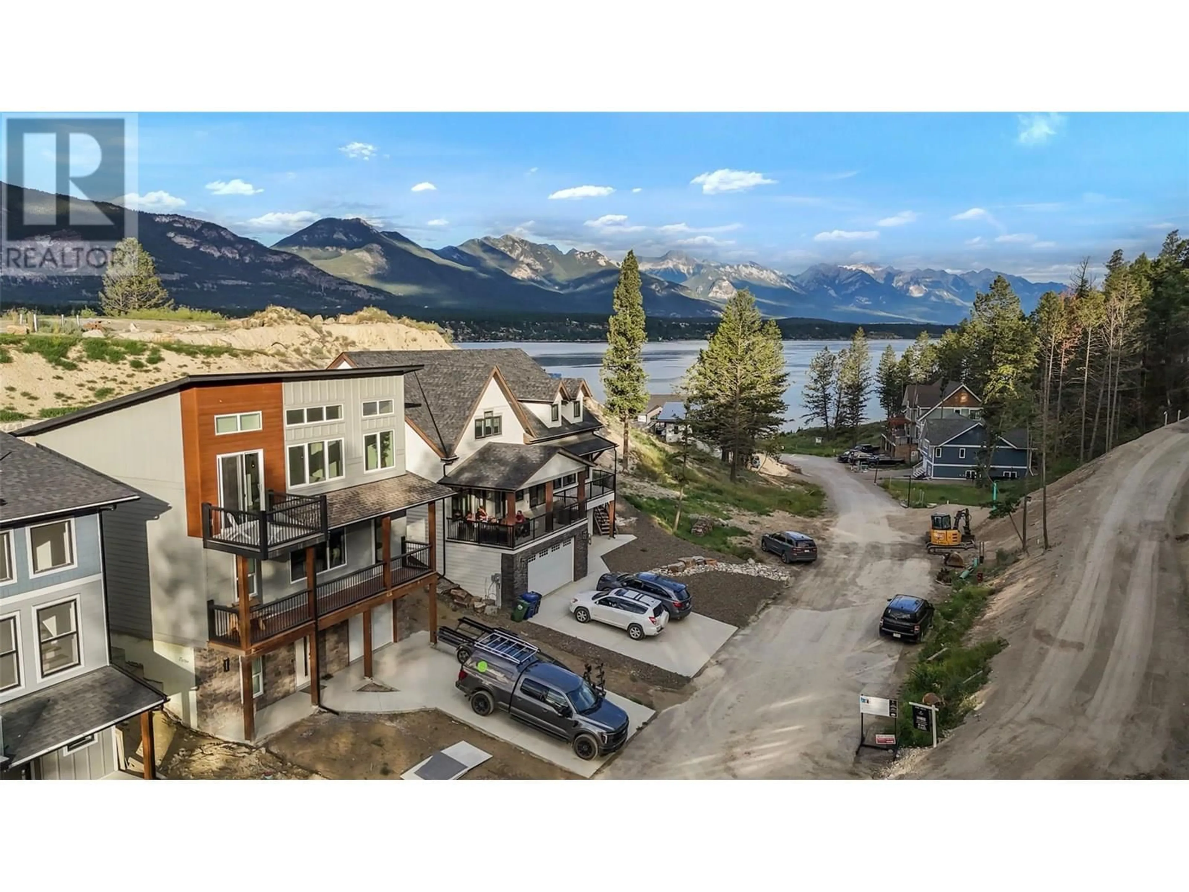 A pic from outside/outdoor area/front of a property/back of a property/a pic from drone, mountain view for 726 TAYNTON DRIVE, Invermere British Columbia V0A1K6