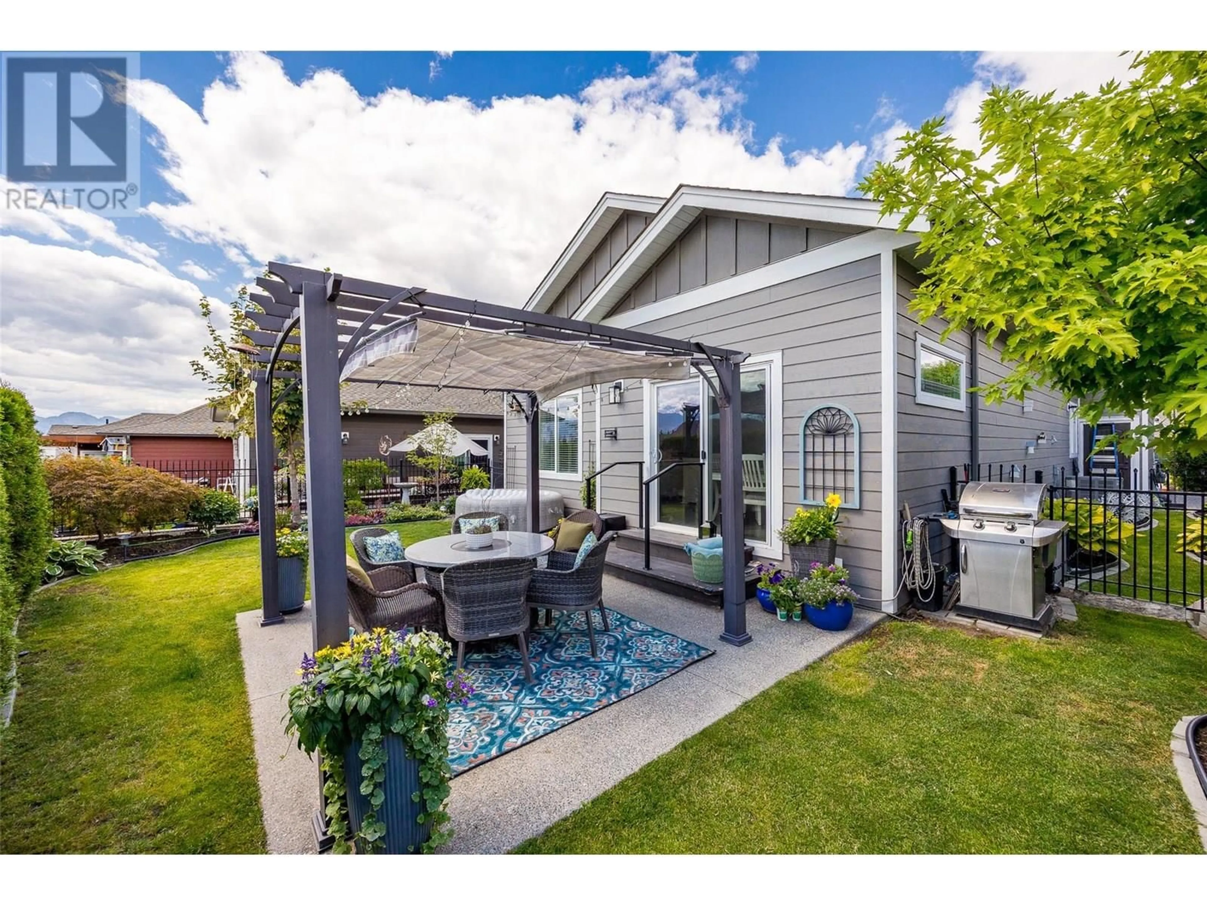 Unknown for 3371 KINGFISHER ROAD, Westbank British Columbia V4T3A5
