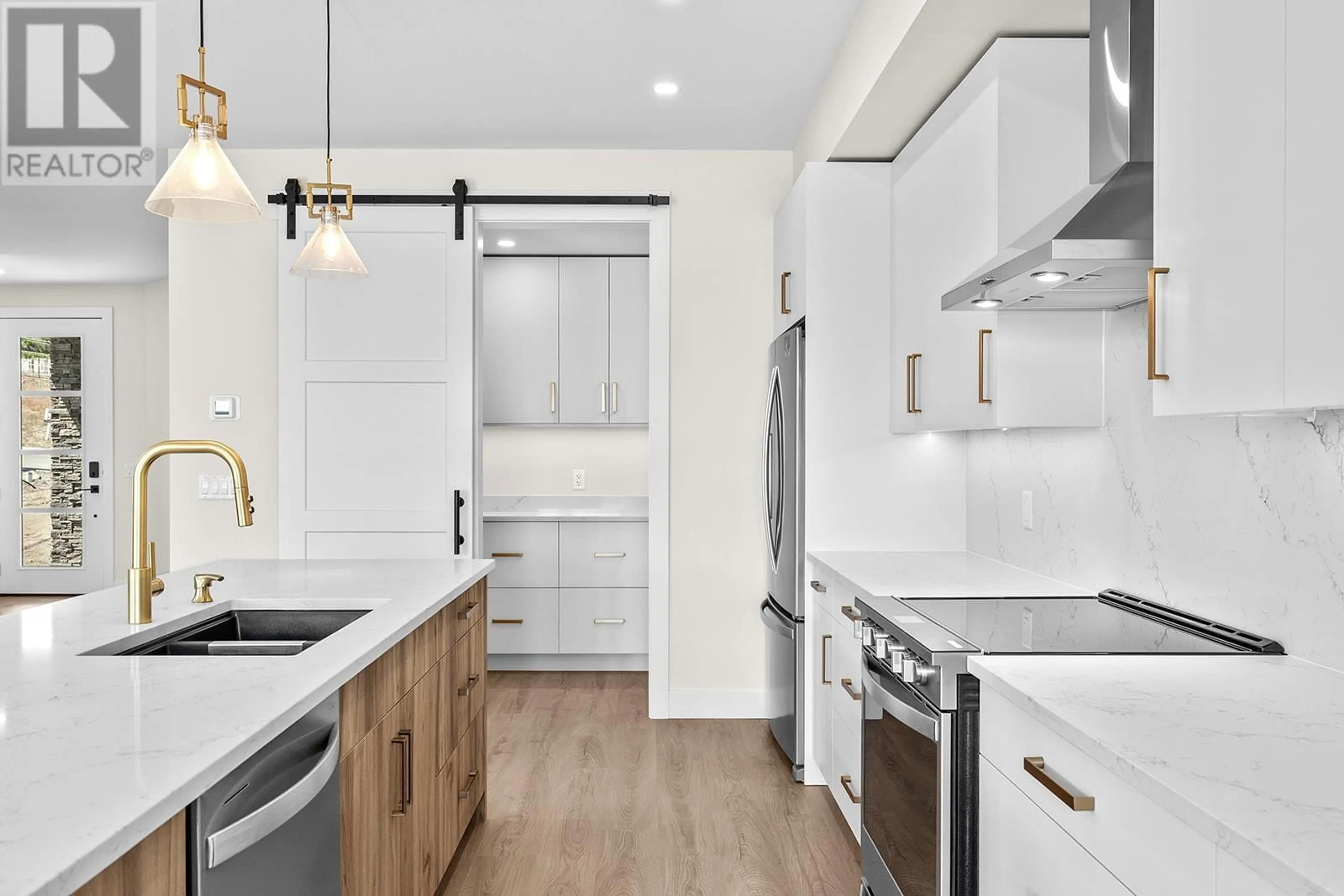 Open concept kitchen, unknown for 1023 KITSON COURT, West Kelowna British Columbia V1Z2G7