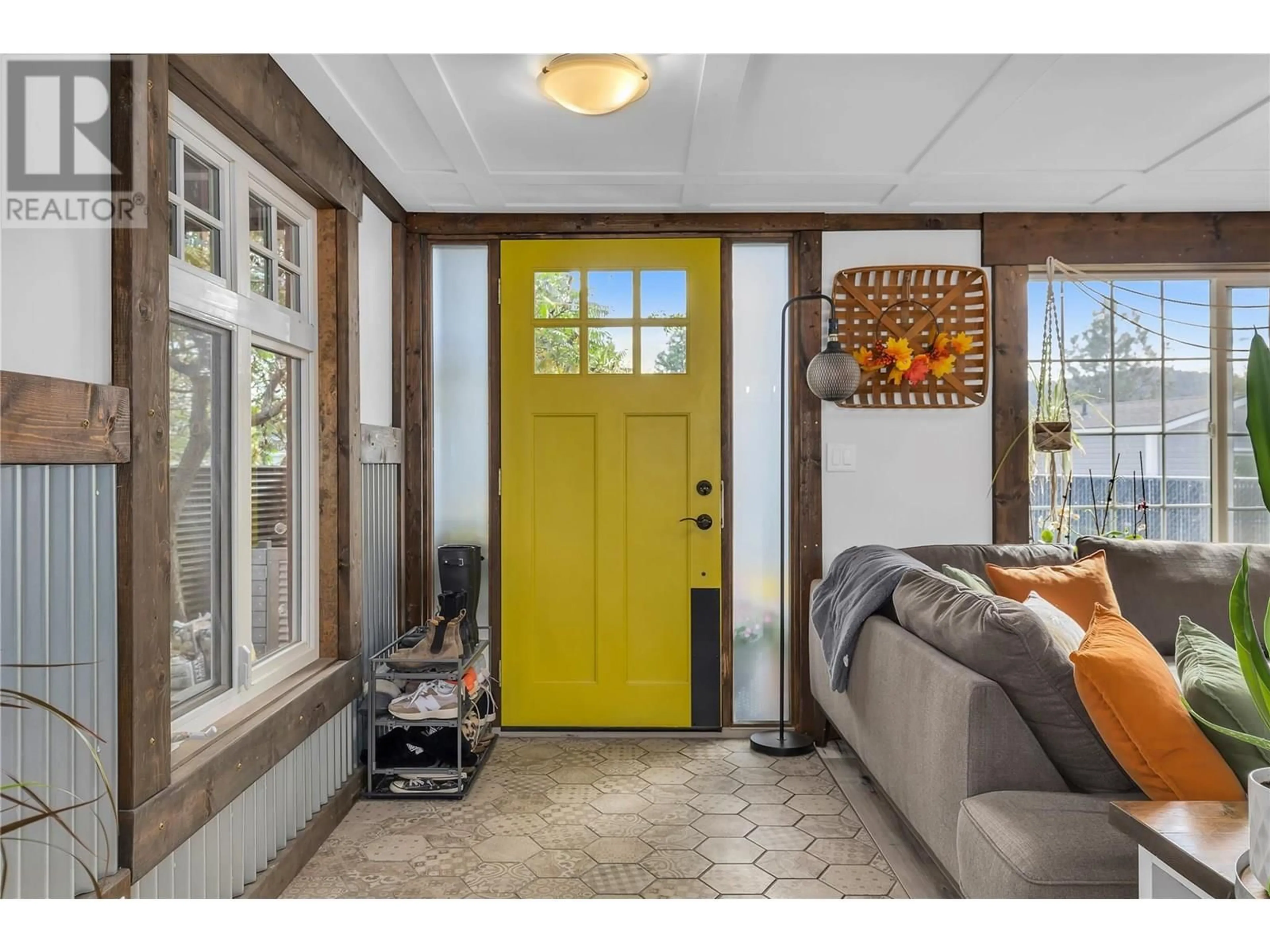 Indoor entryway for 142 - 9020 JIM BAILEY ROAD, Kelowna British Columbia V4V1E5