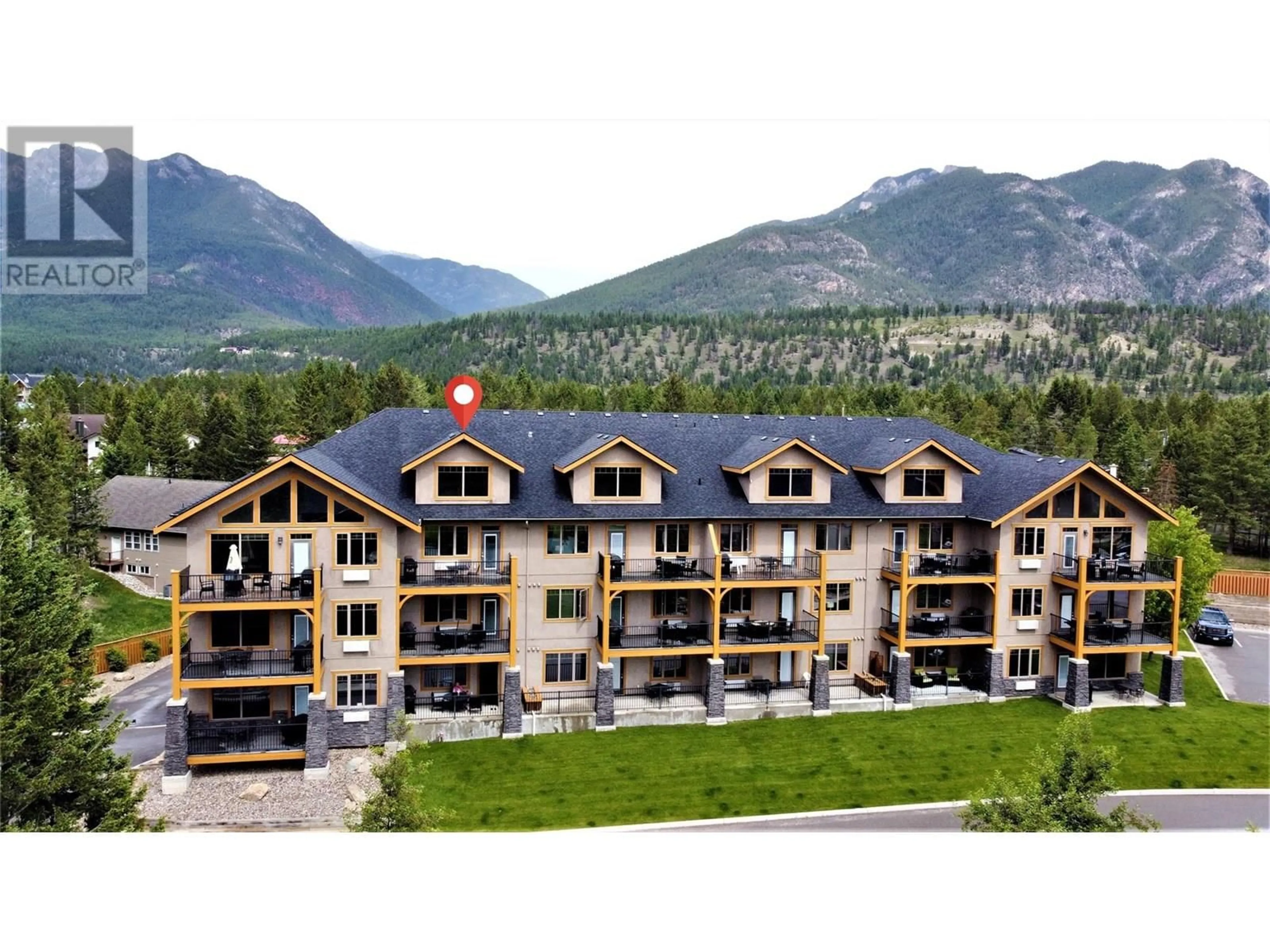A pic from outside/outdoor area/front of a property/back of a property/a pic from drone, mountain view for 735 H - 700 BIGHORN BOULEVARD, Radium Hot Springs British Columbia V0A1M0