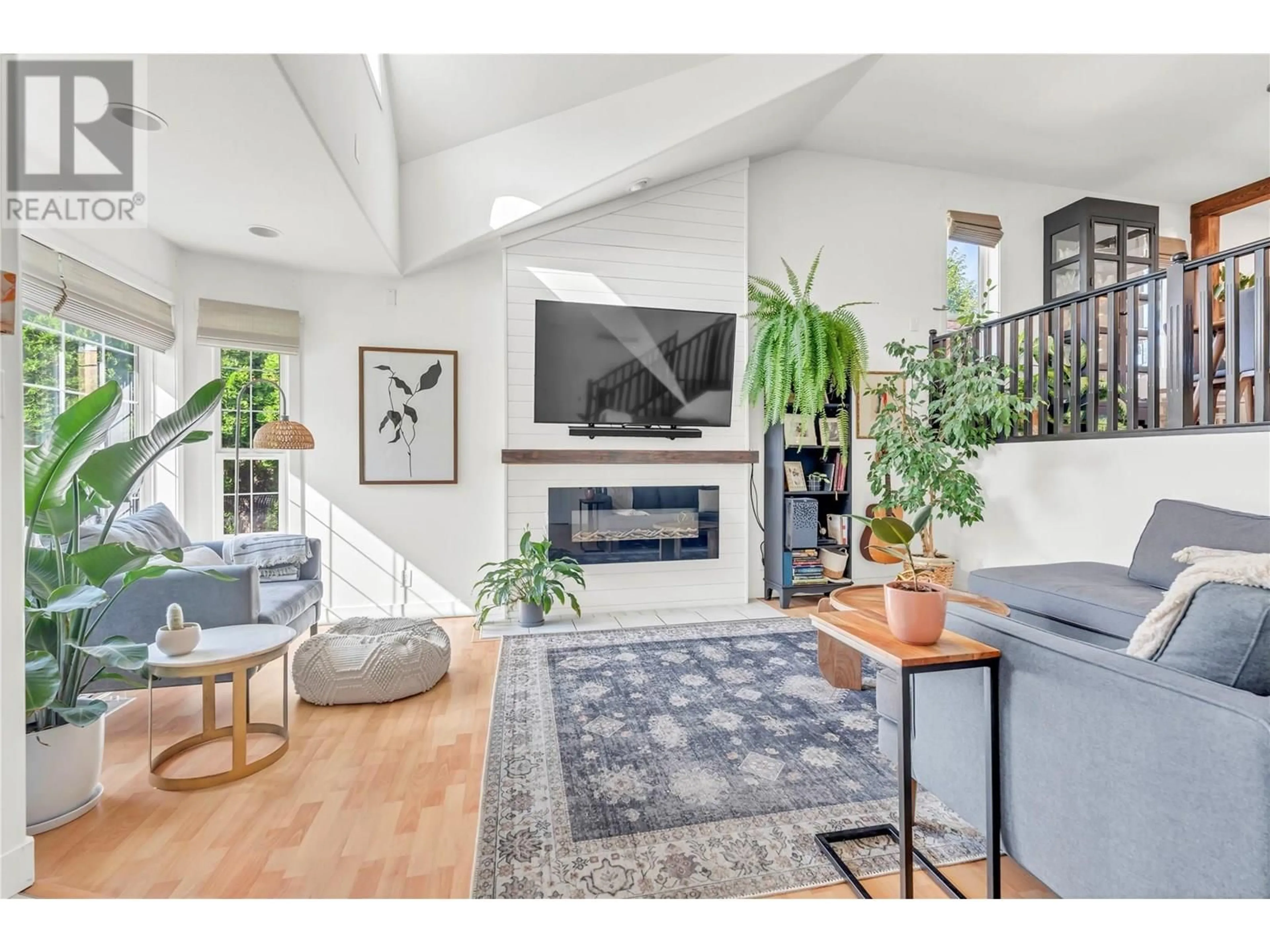 Living room with furniture, unknown for 119 STOCKS CRESCENT, Penticton British Columbia V2A8P6