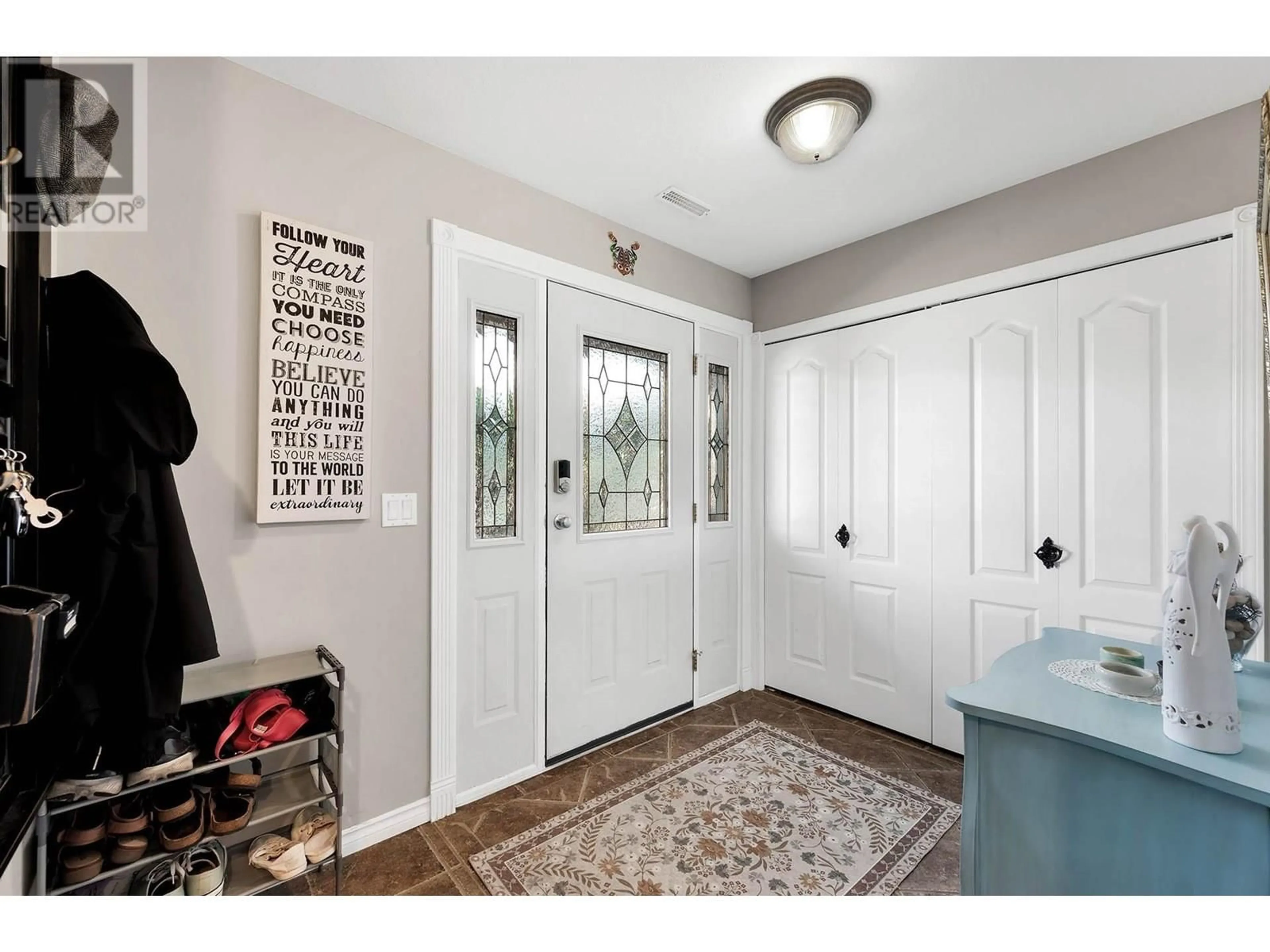Indoor entryway for 996 PINE SPRINGS ROAD, Kamloops British Columbia V2B8H2