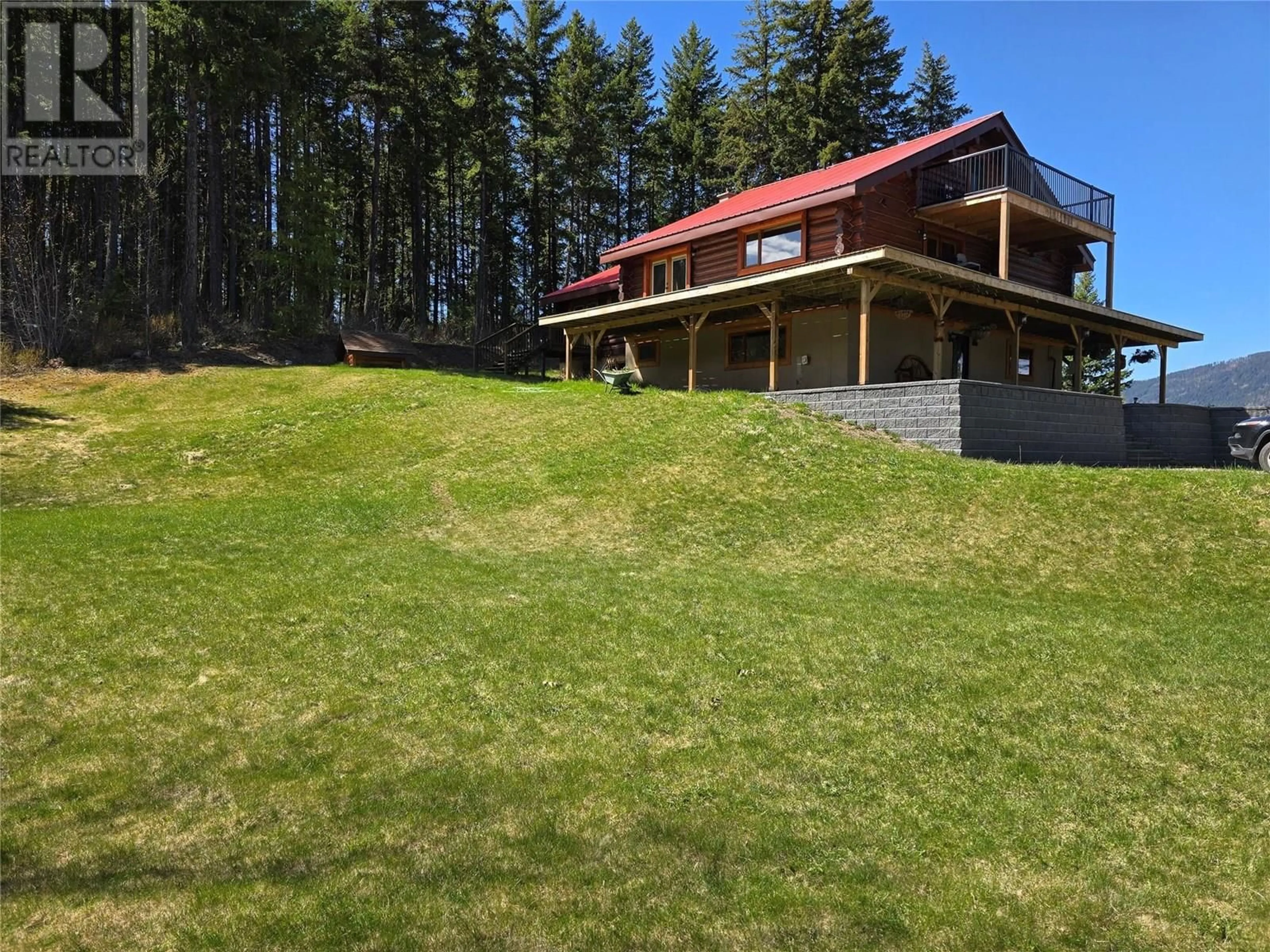 A pic from outside/outdoor area/front of a property/back of a property/a pic from drone, unknown for 2358 DUNN LAKE ROAD, Clearwater British Columbia V0E1N0