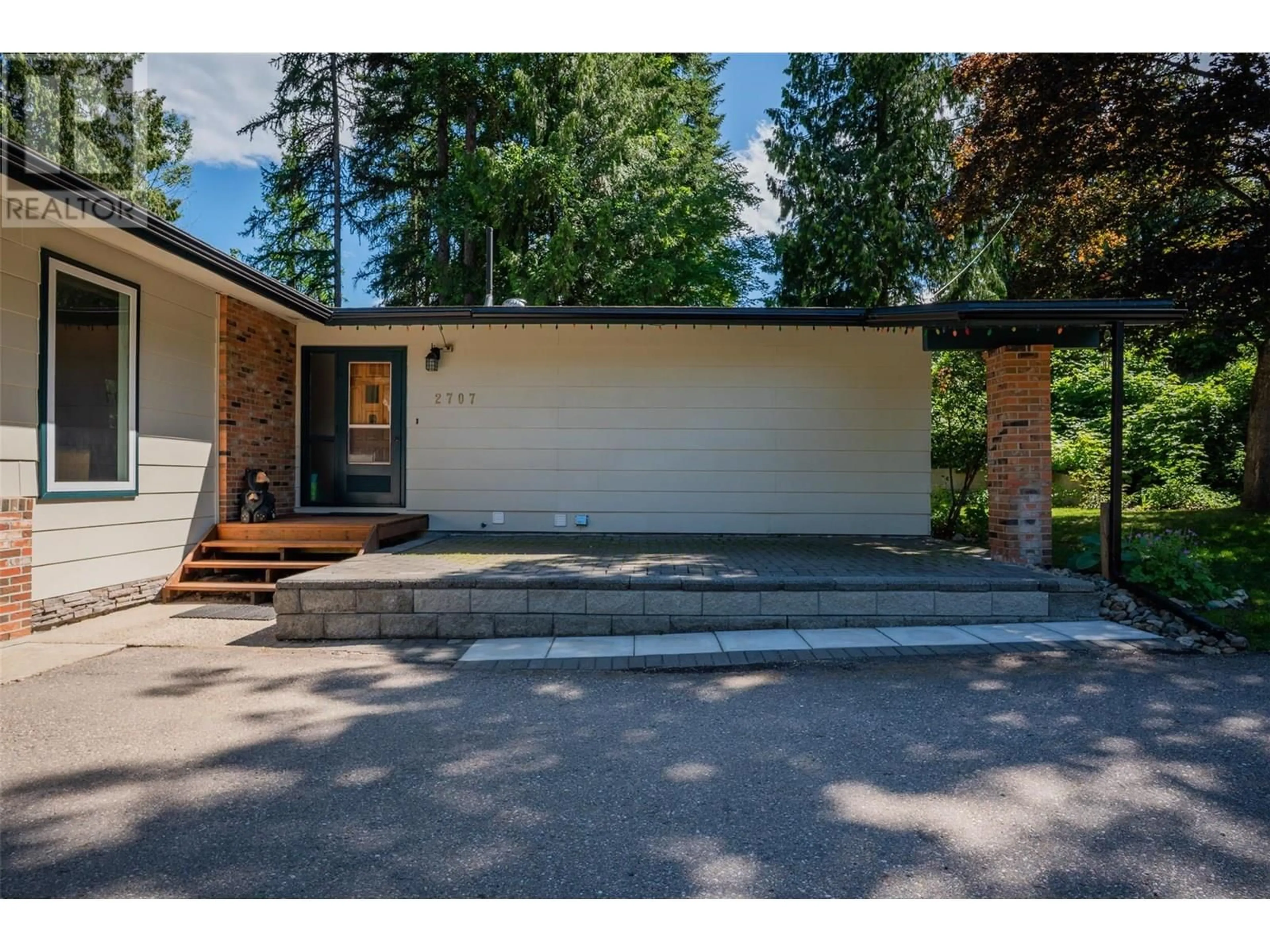 Unknown for 2707 MAPLE CRESCENT, Rossland British Columbia V0G1Y0