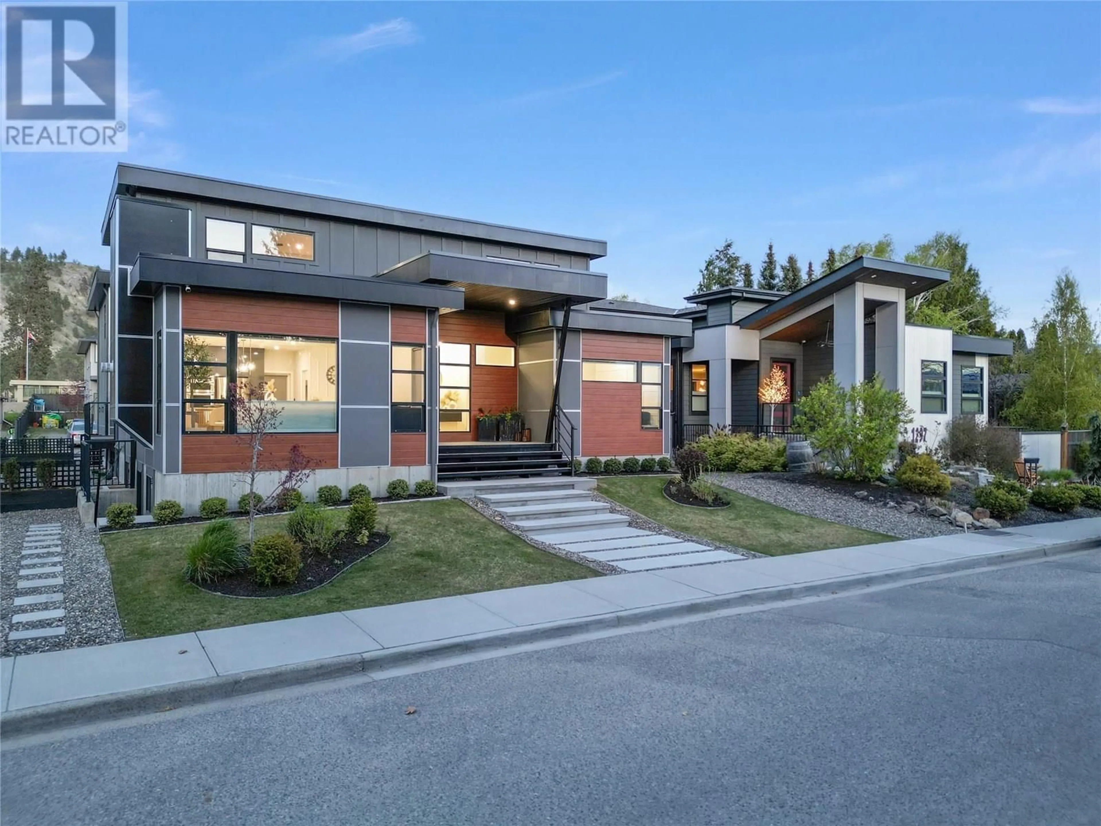 Home with brick exterior material, street for 1291 MOUNTAINVIEW STREET, Kelowna British Columbia V1Y4M9