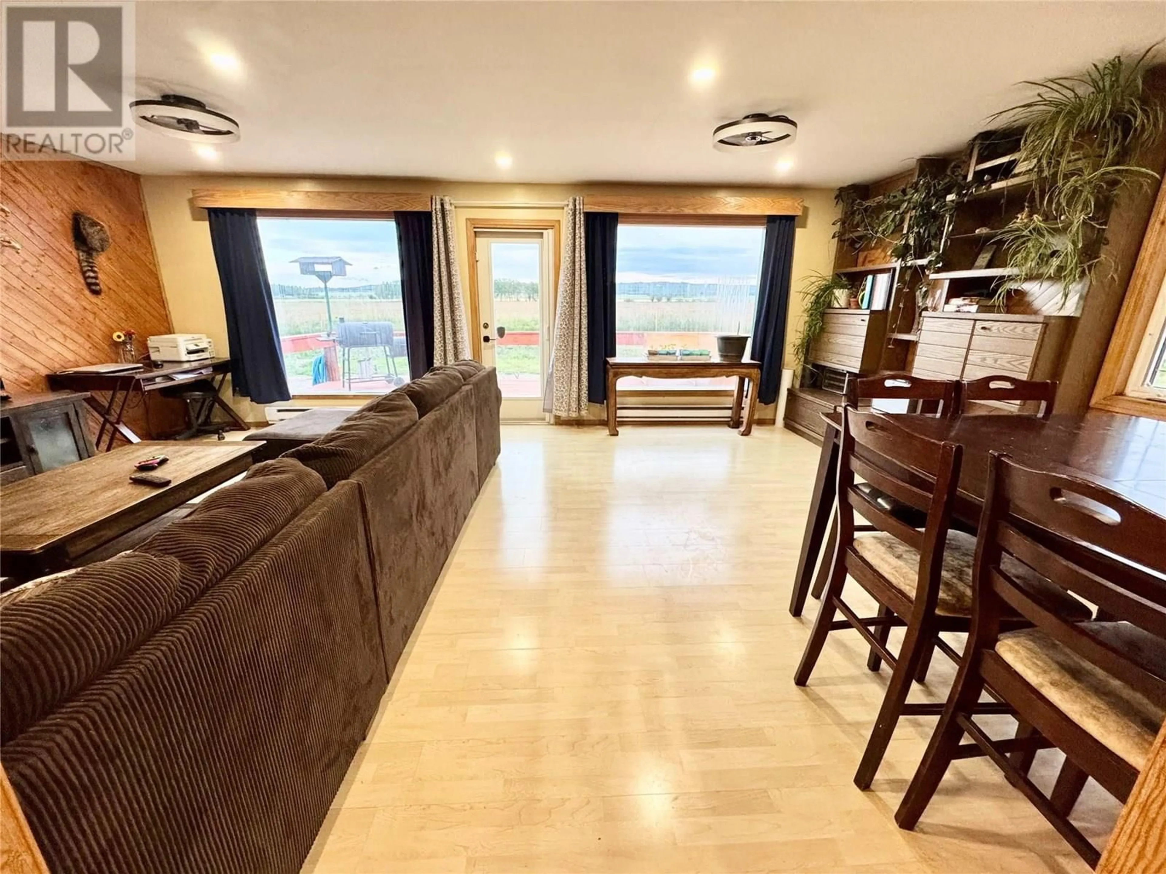 Unknown for 15451 OLD EDMONTON HIGHWAY, Dawson Creek British Columbia V0C2L0