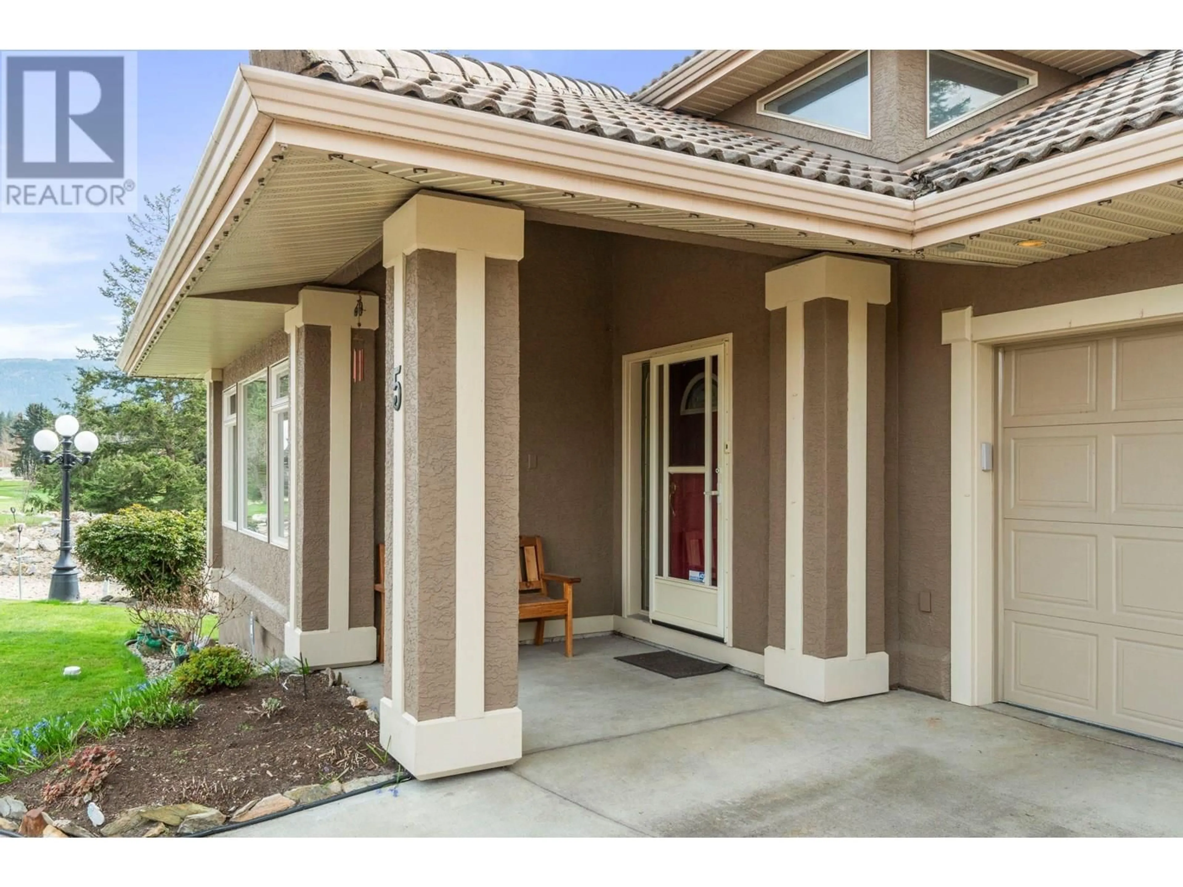 Unknown for 5 - 2550 GOLF COURSE DRIVE, Blind Bay British Columbia V0E1H1