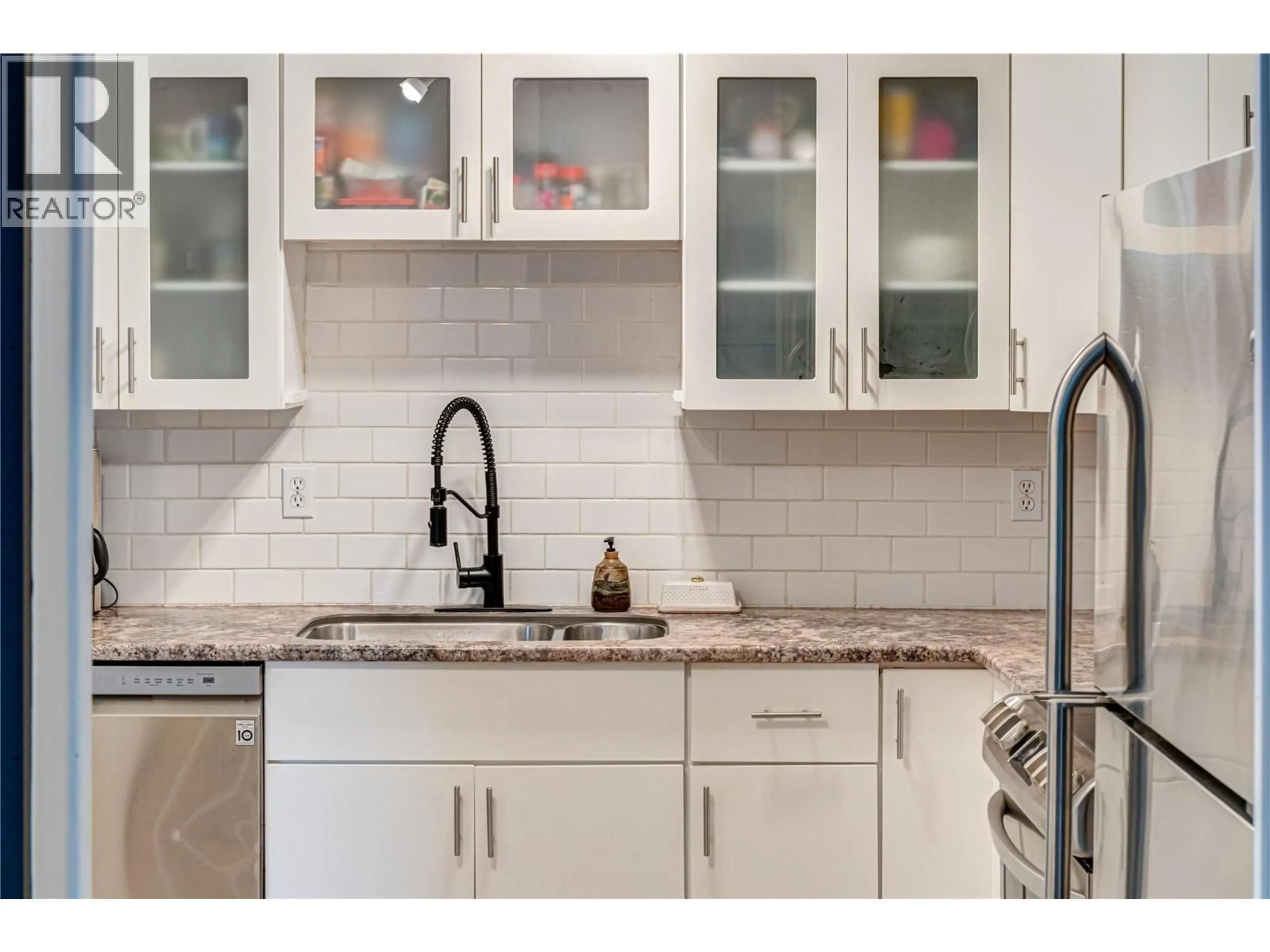 Open concept kitchen, ceramic/tile floor for 1305 PINYON ROAD, Sparwood British Columbia V0B2G2