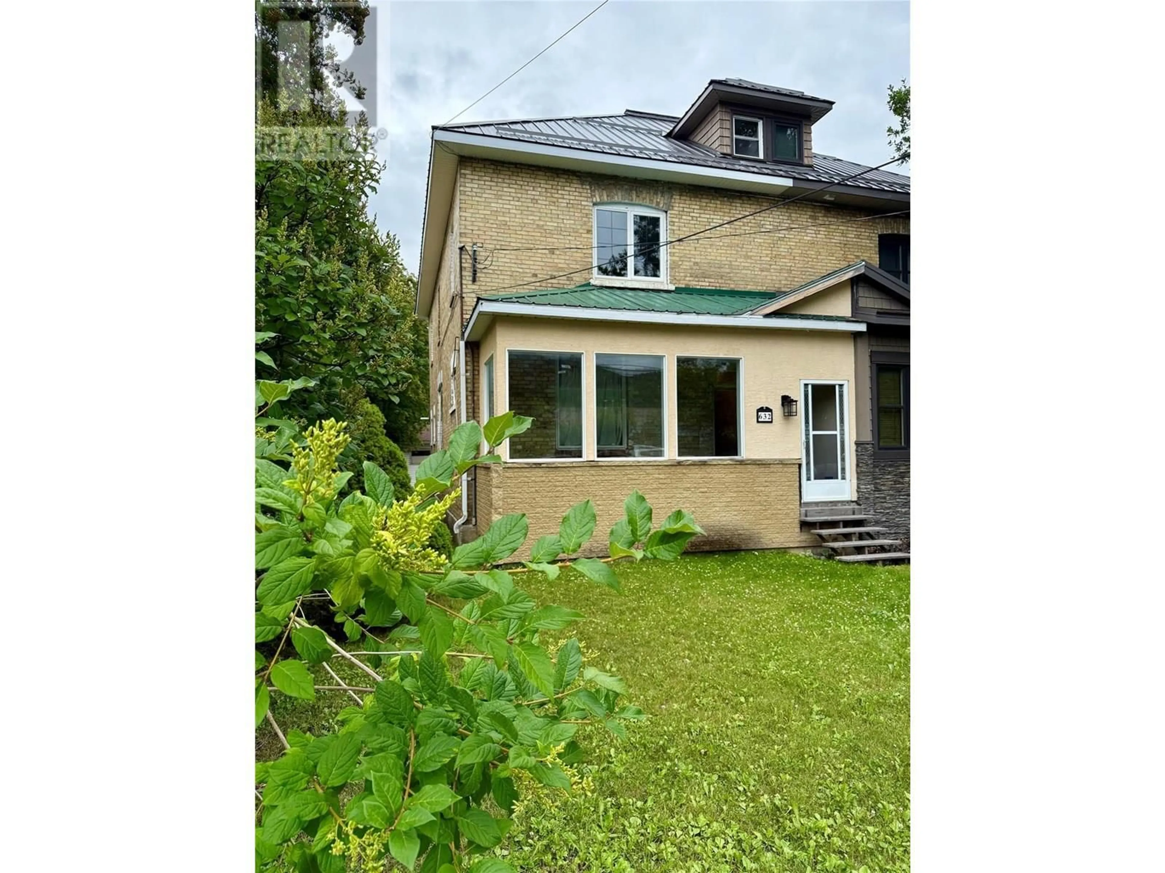 Unknown for 632 4TH AVENUE, Fernie British Columbia V0B1M0