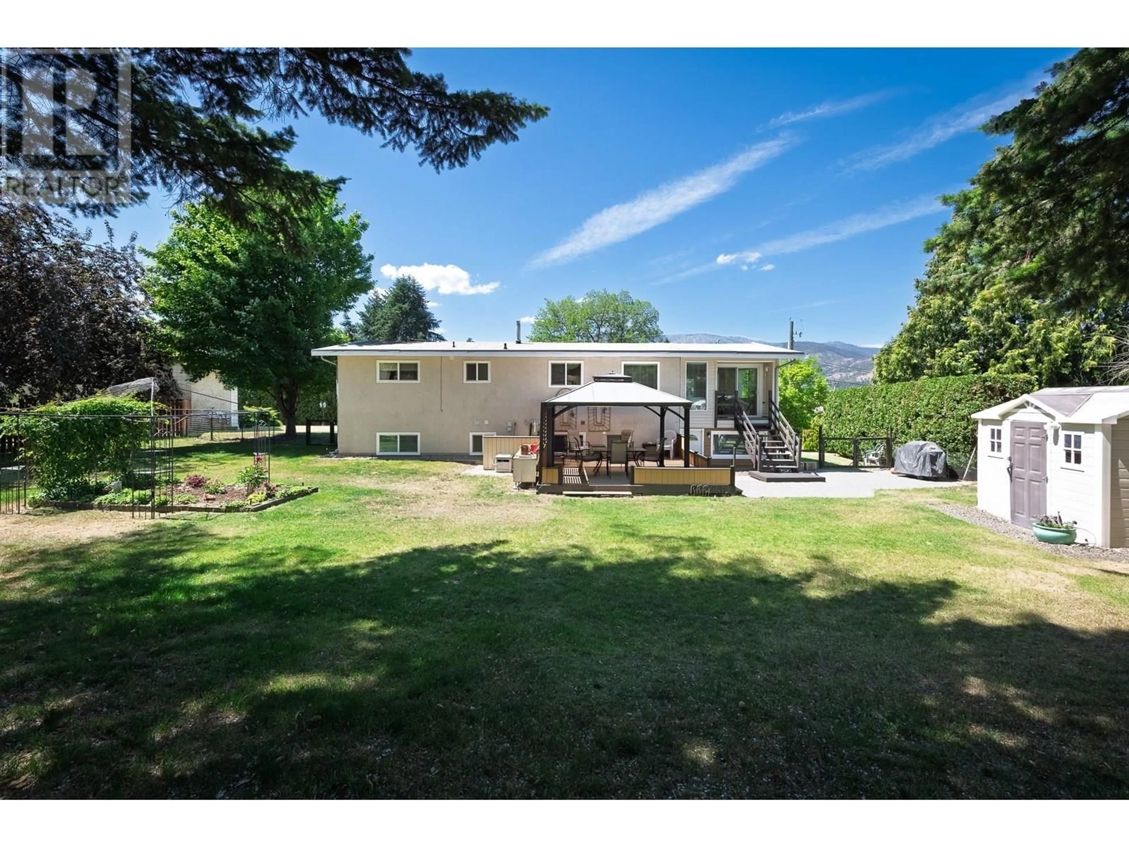 A pic from outside/outdoor area/front of a property/back of a property/a pic from drone, unknown for 2545 COLLEEN ROAD, West Kelowna British Columbia V1Z2K6