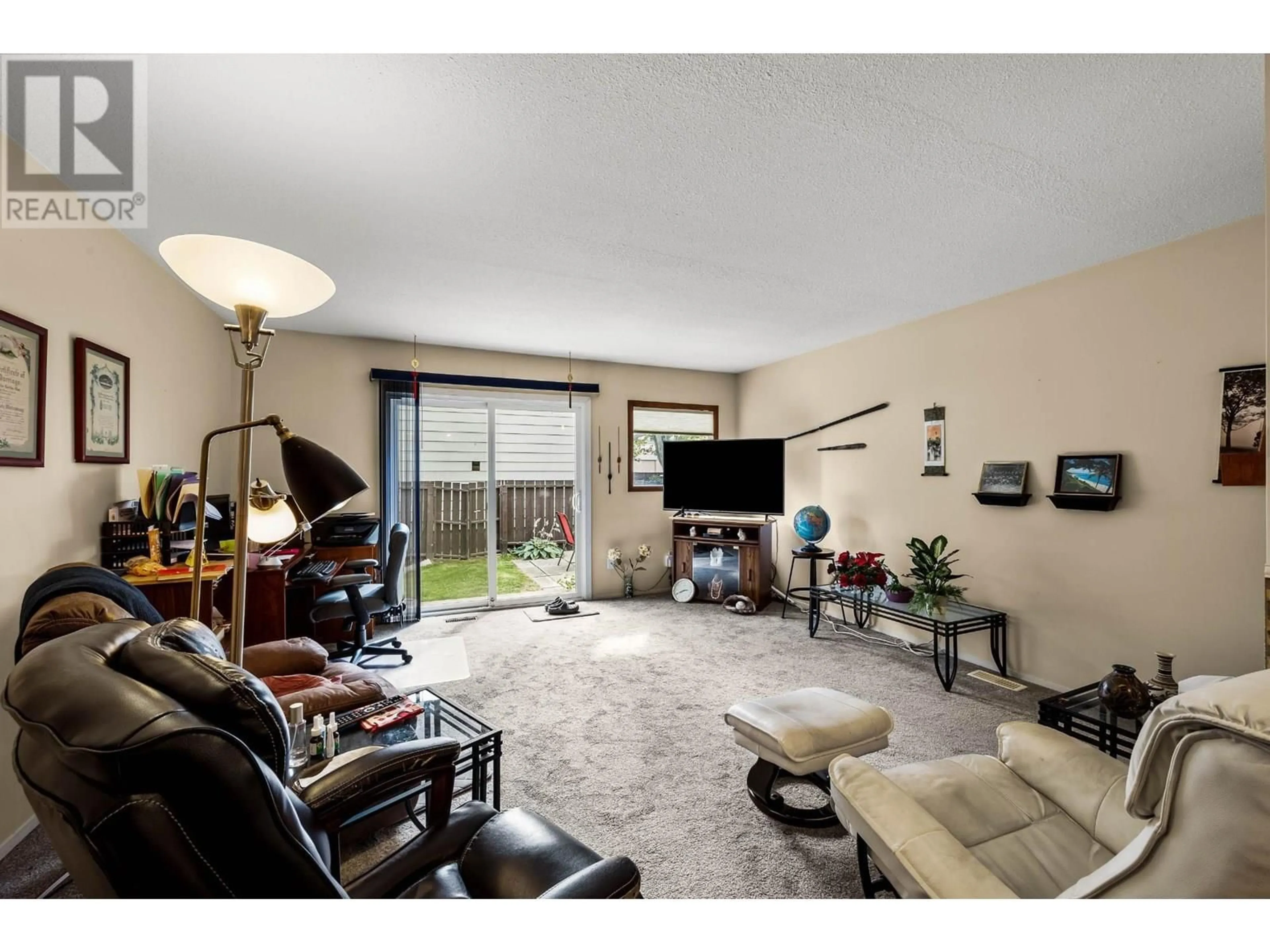 Living room with furniture, unknown for 3 - 840 DESMOND STREET, Kamloops British Columbia V2B5K4