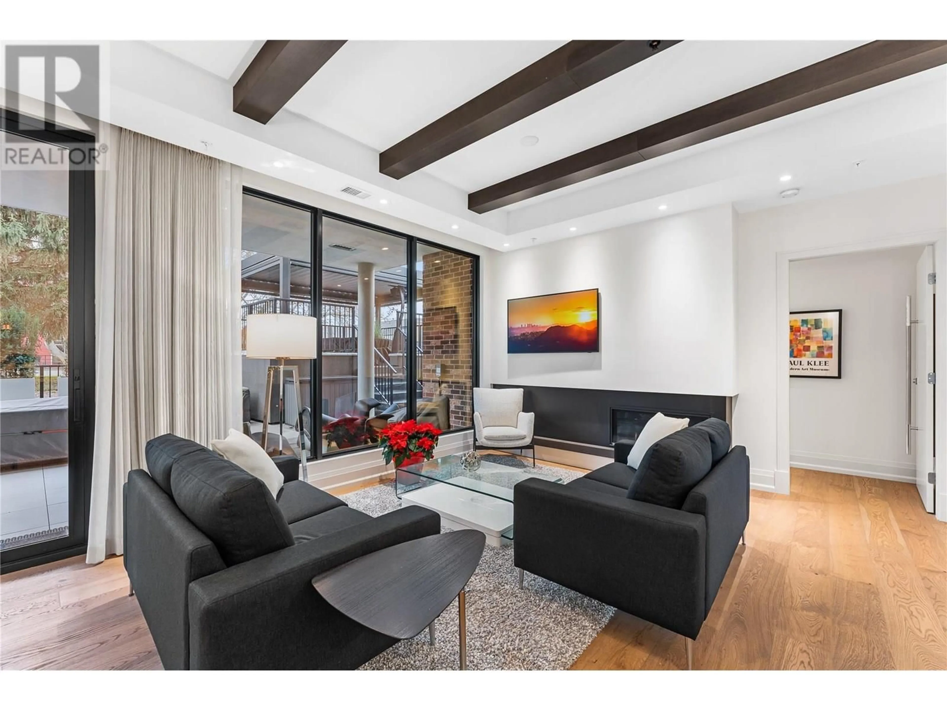 Living room with furniture, unknown for 104 - 460 GROVES AVENUE, Kelowna British Columbia V1Y4Y5