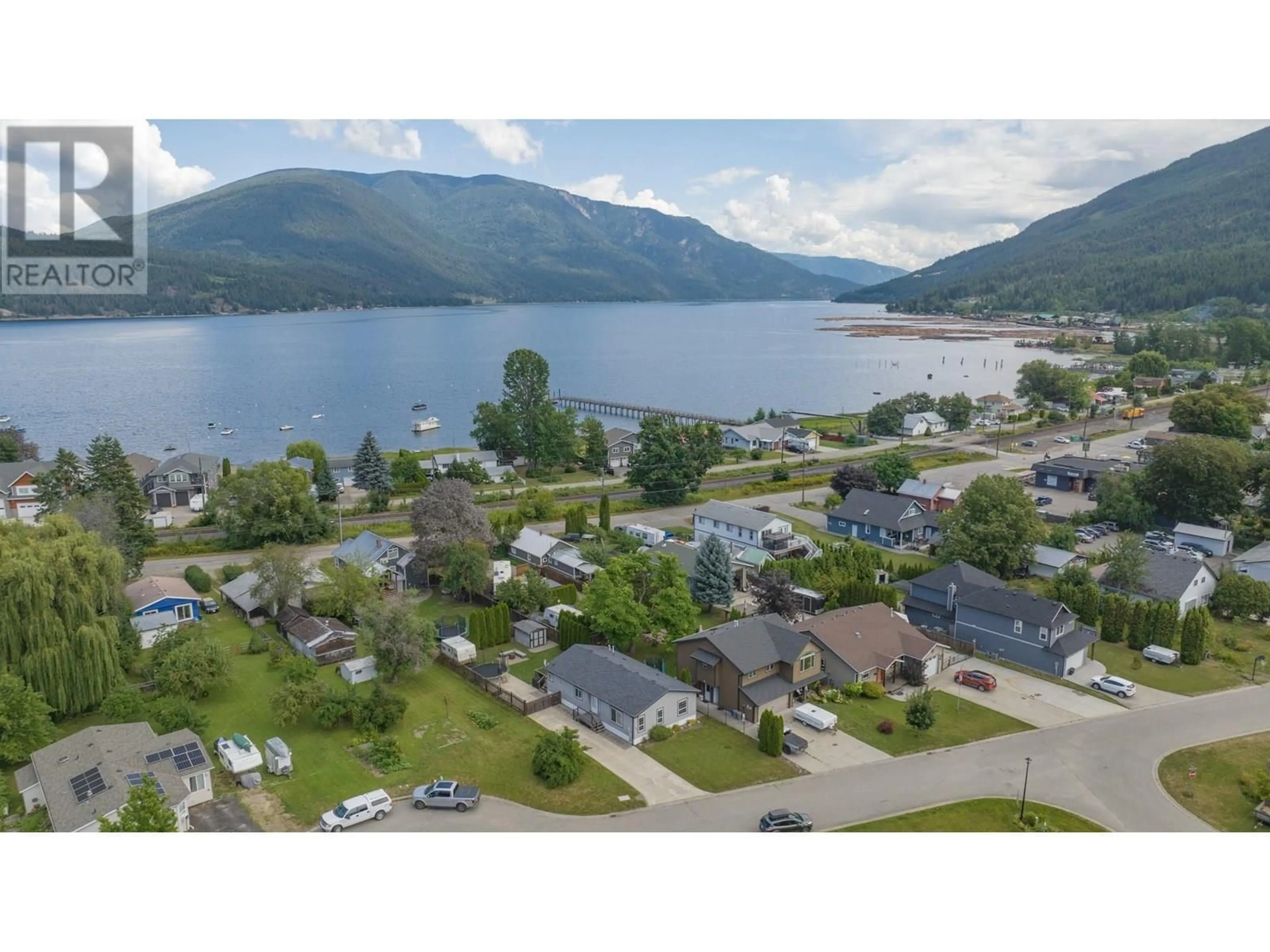 A pic from outside/outdoor area/front of a property/back of a property/a pic from drone, water/lake/river/ocean view for 4781 73 AVENUE NORTHEAST, Canoe British Columbia V0E1K0