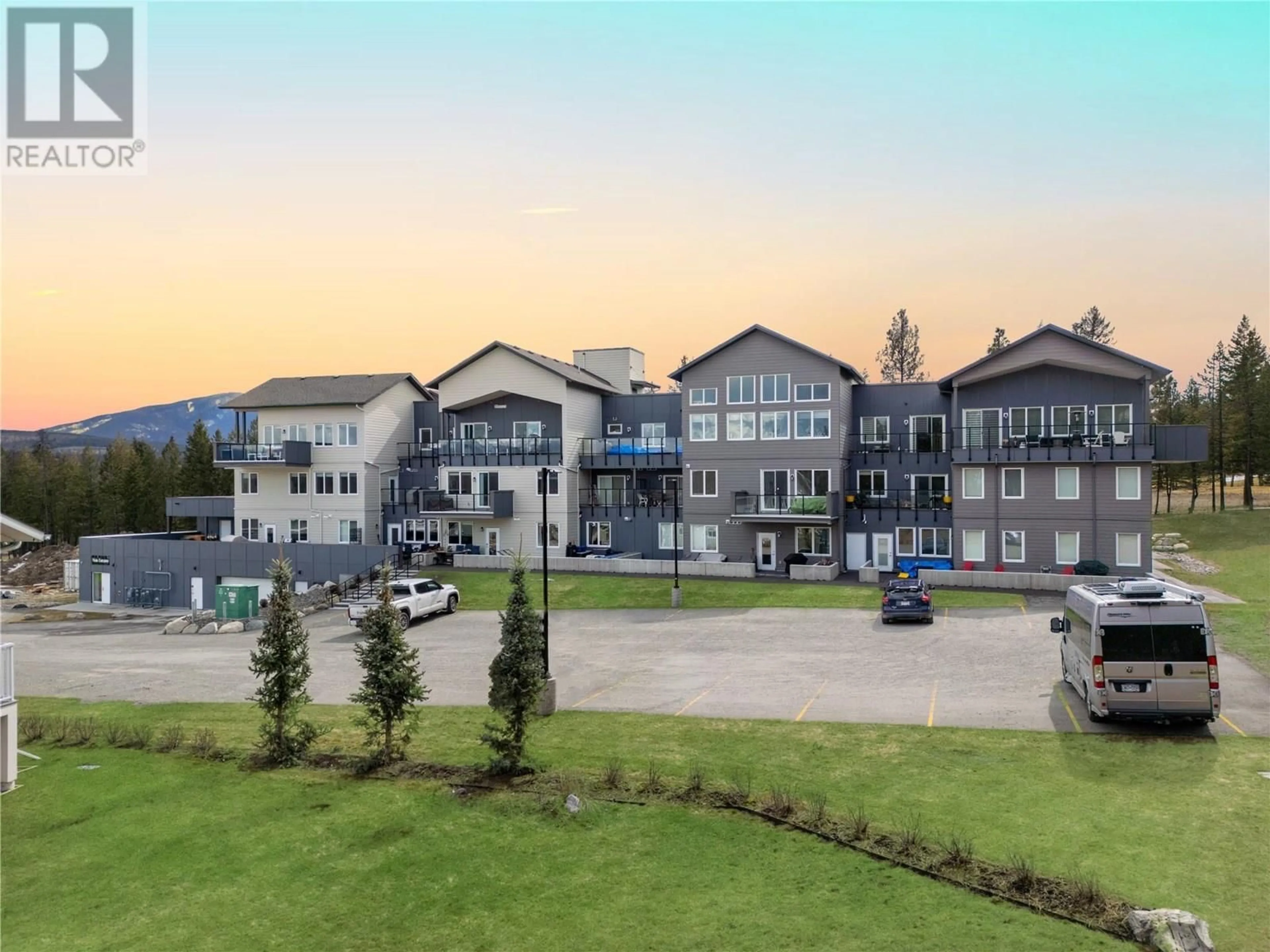 A pic from outside/outdoor area/front of a property/back of a property/a pic from drone, mountain view for 213 - 355 LEGACY LOOKOUT, Cranbrook British Columbia V1C0E6