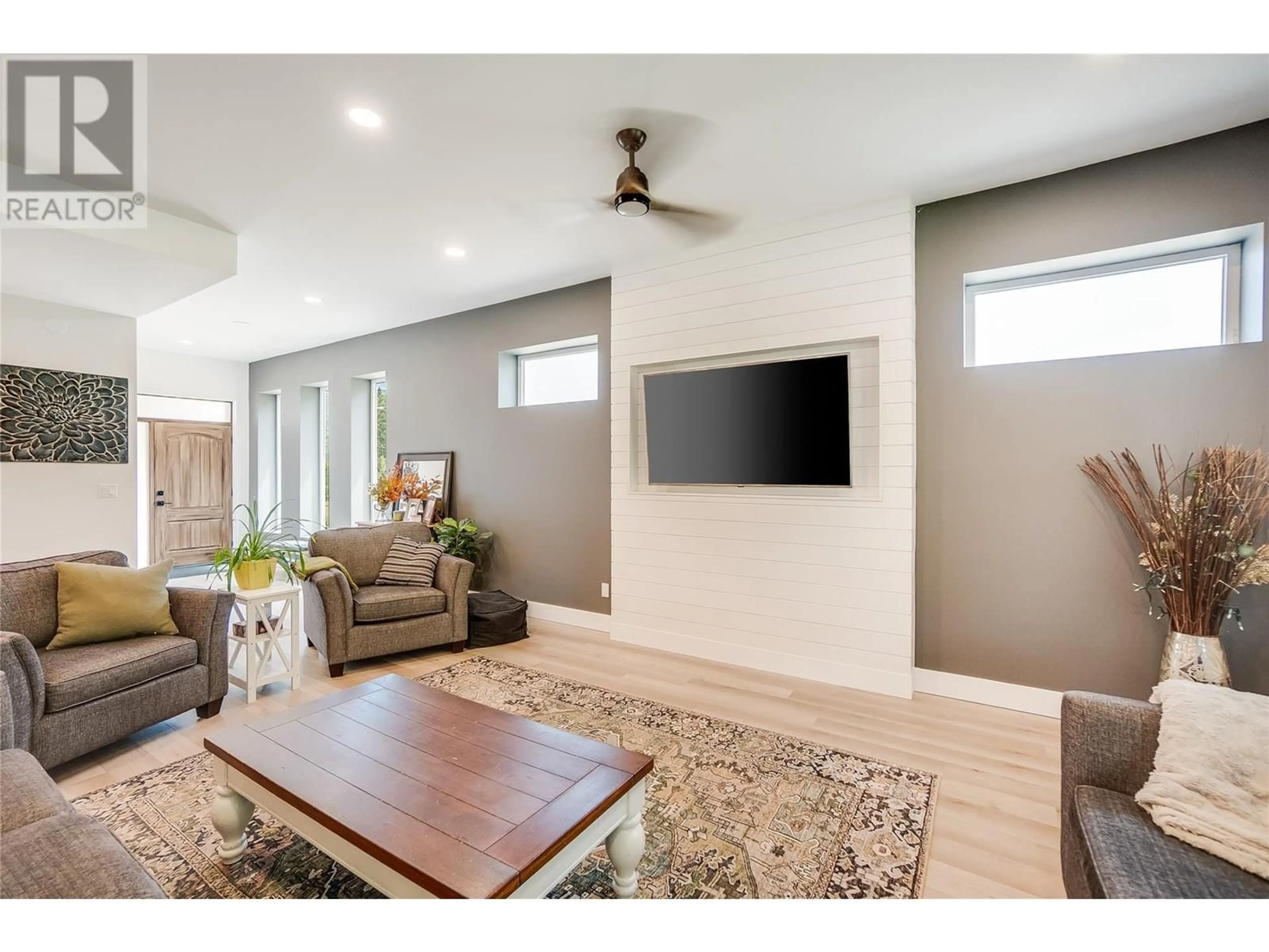 Home theater for 2640 10TH AVENUE, Castlegar British Columbia V1N2T9