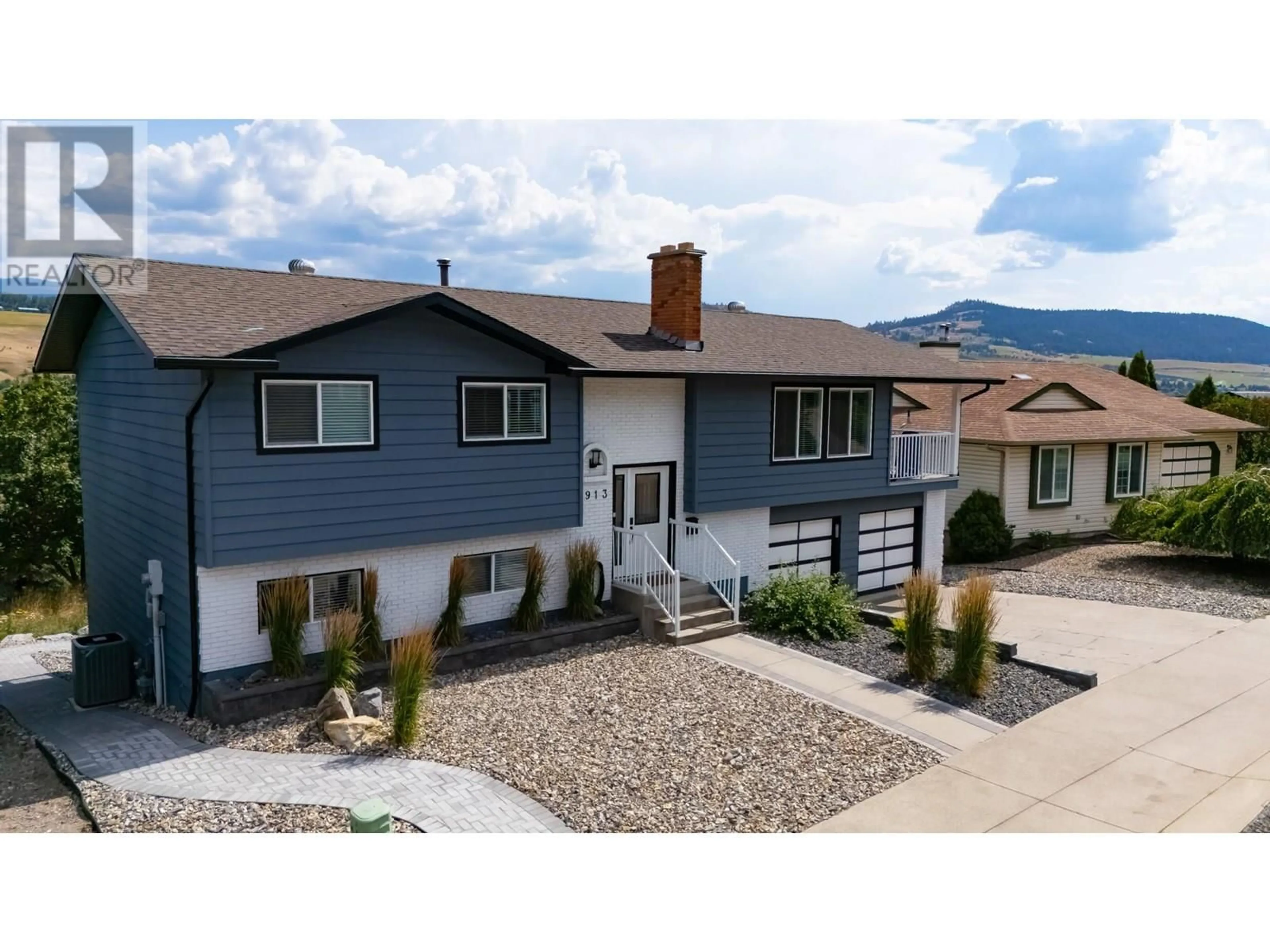 A pic from outside/outdoor area/front of a property/back of a property/a pic from drone, mountain view for 2913 PROSPECT DRIVE, Vernon British Columbia V1T8J2