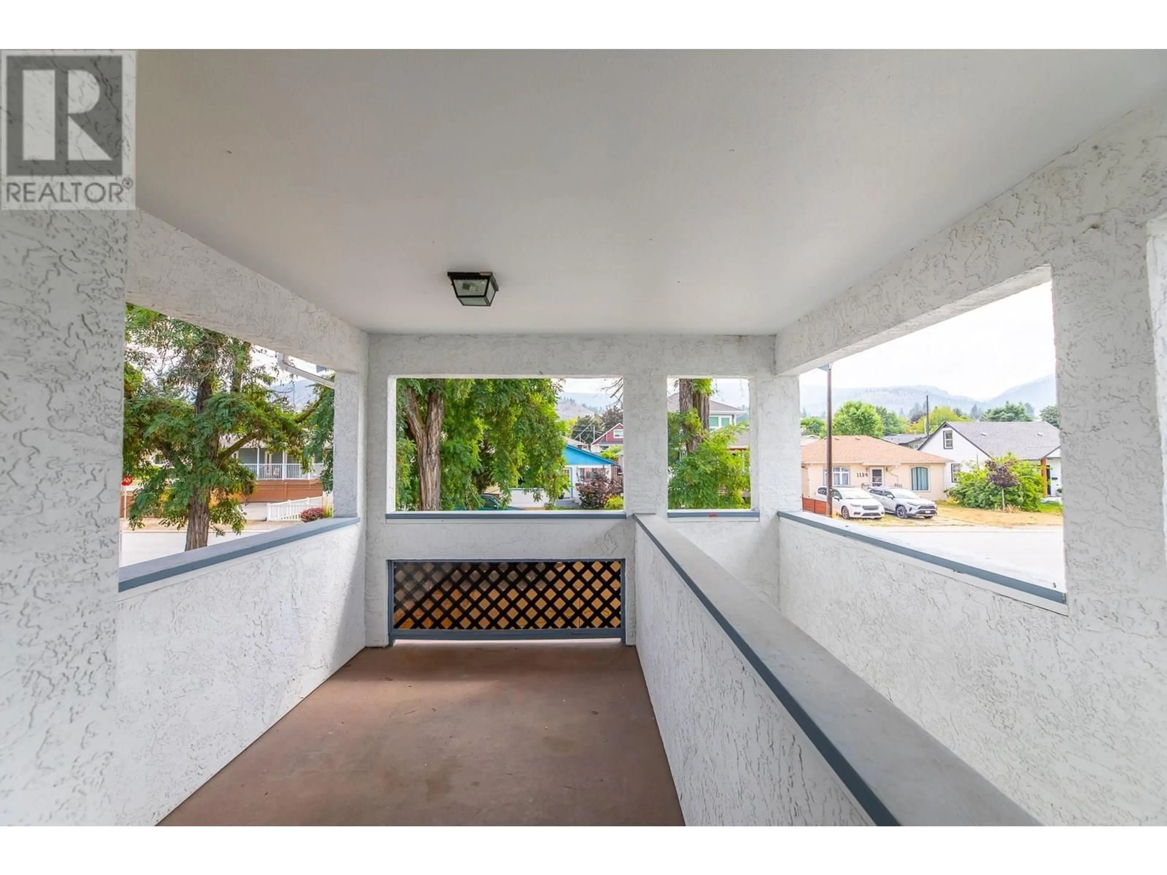 Patio, street for 201 - 1123 KING STREET, Penticton British Columbia V2A4S8