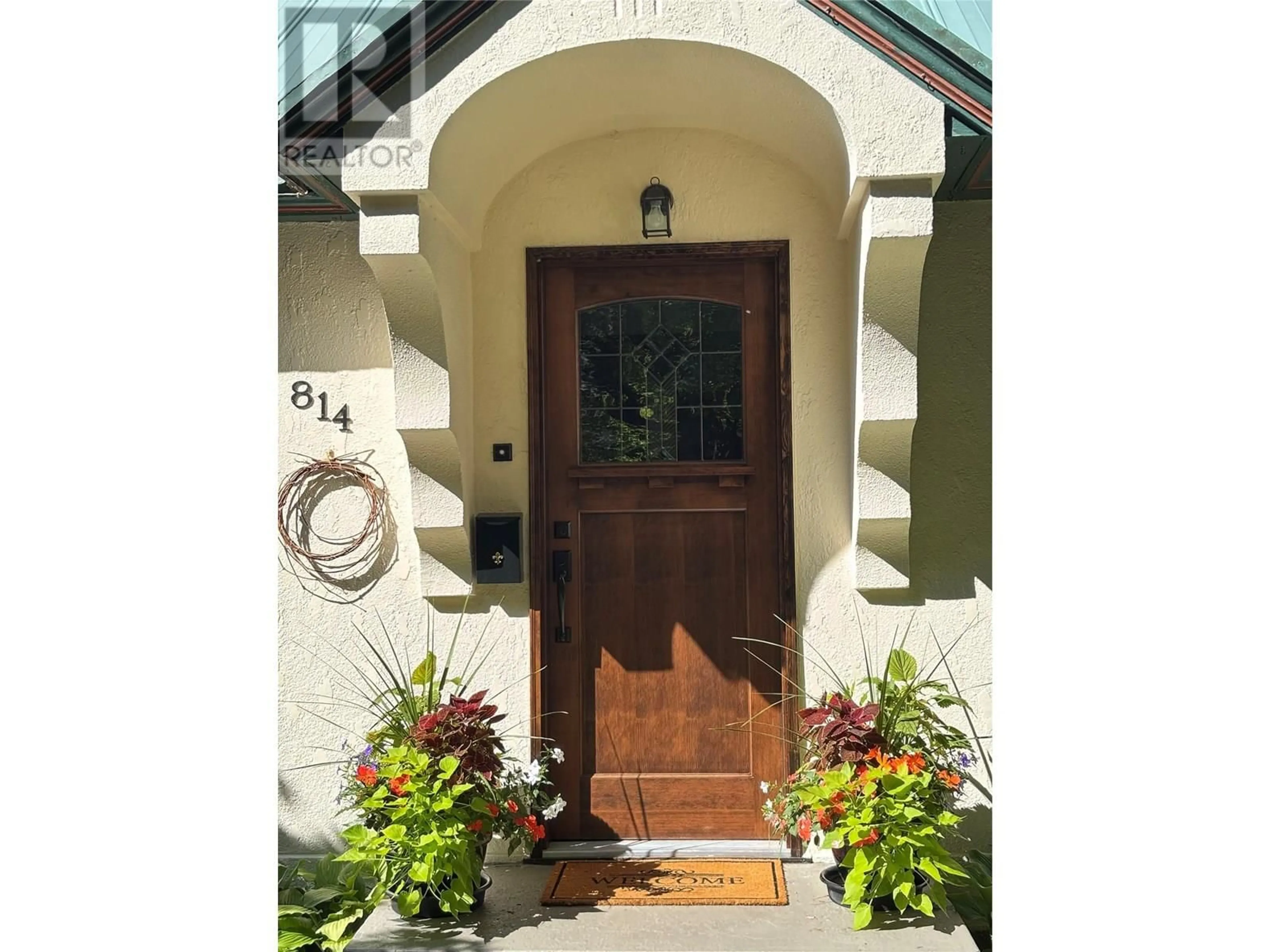 Indoor entryway for 814 HENDRYX STREET, Nelson British Columbia V1L2B2