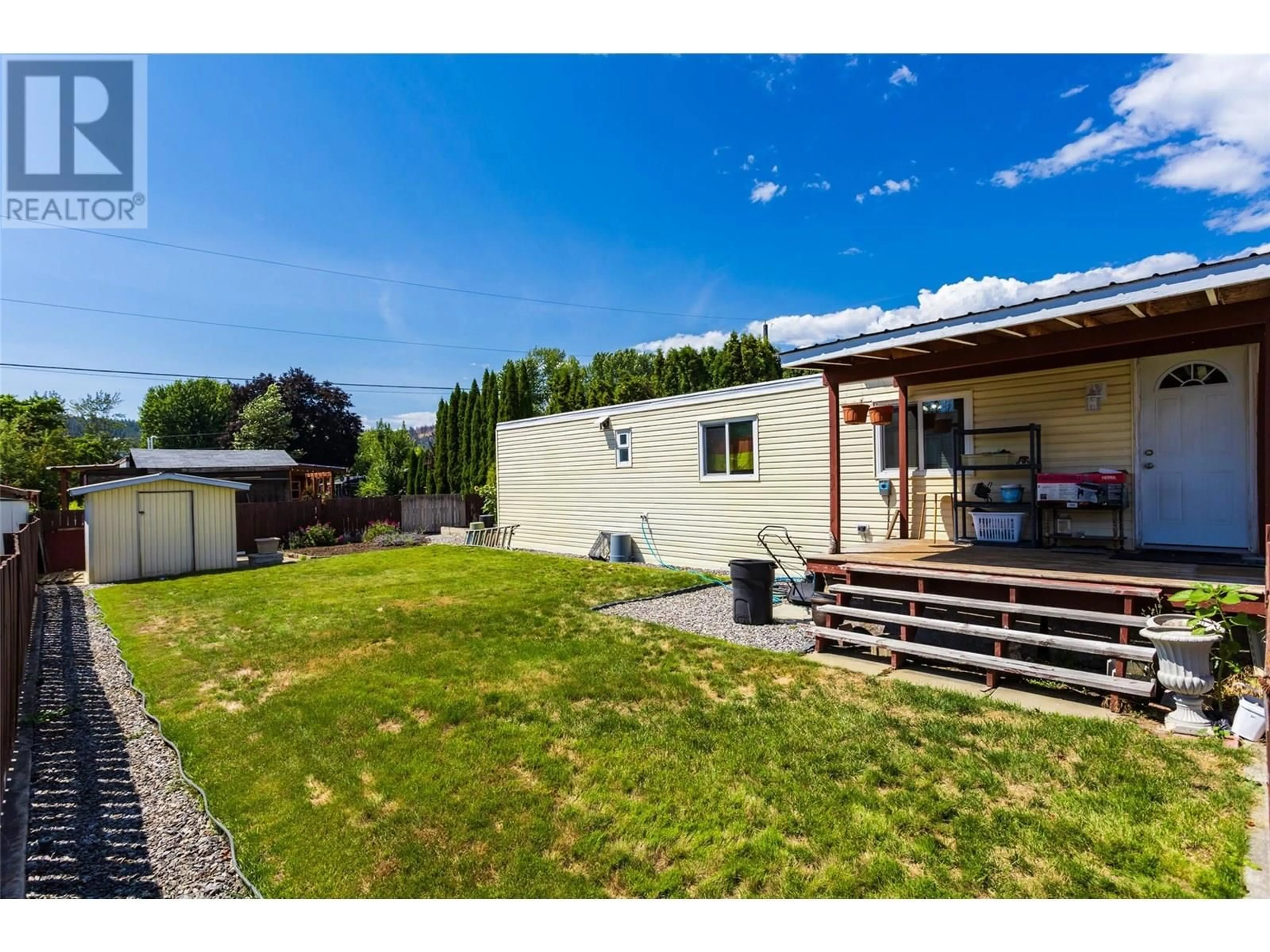 A pic from outside/outdoor area/front of a property/back of a property/a pic from drone, unknown for 38 - 720 COMMONWEALTH ROAD, Lake Country British Columbia V4V1R6