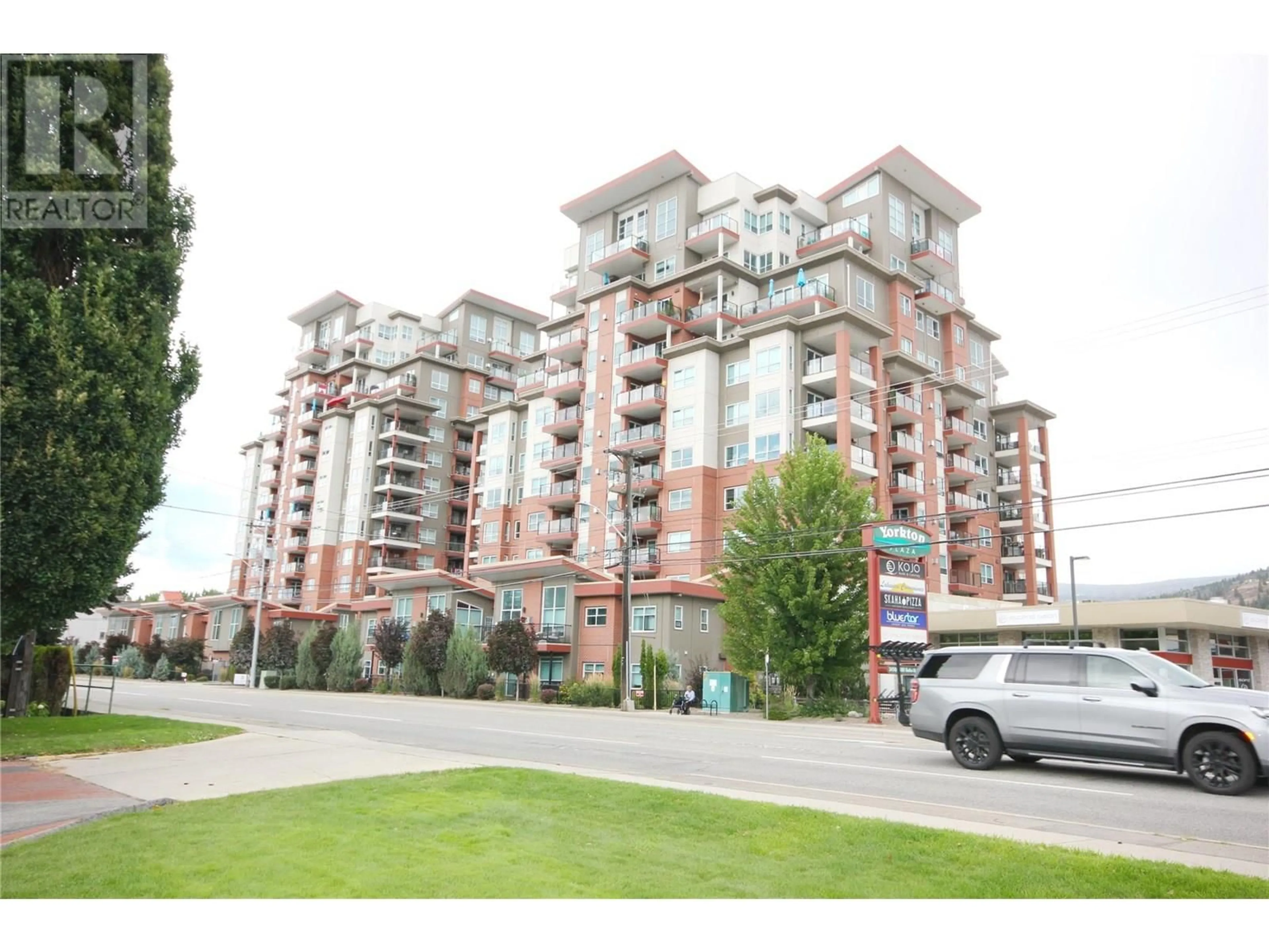 Blurry image for 707 - 3388 SKAHA LAKE ROAD, Penticton British Columbia V2A6G4