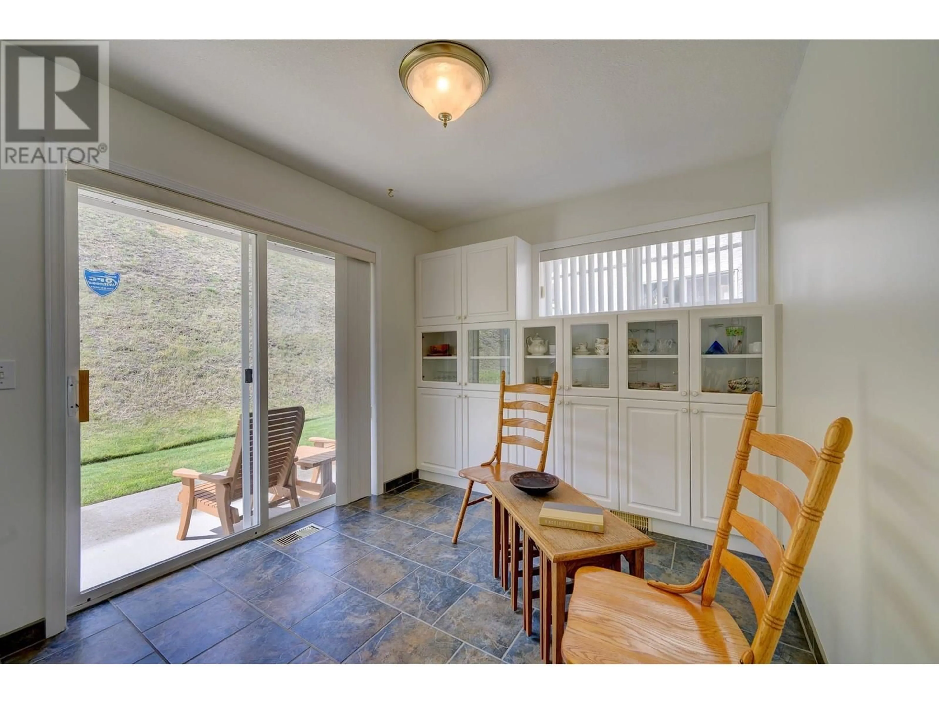 Unknown for 27 - 255 PEMBERTON TERRACE, Kamloops British Columbia V2C6R2