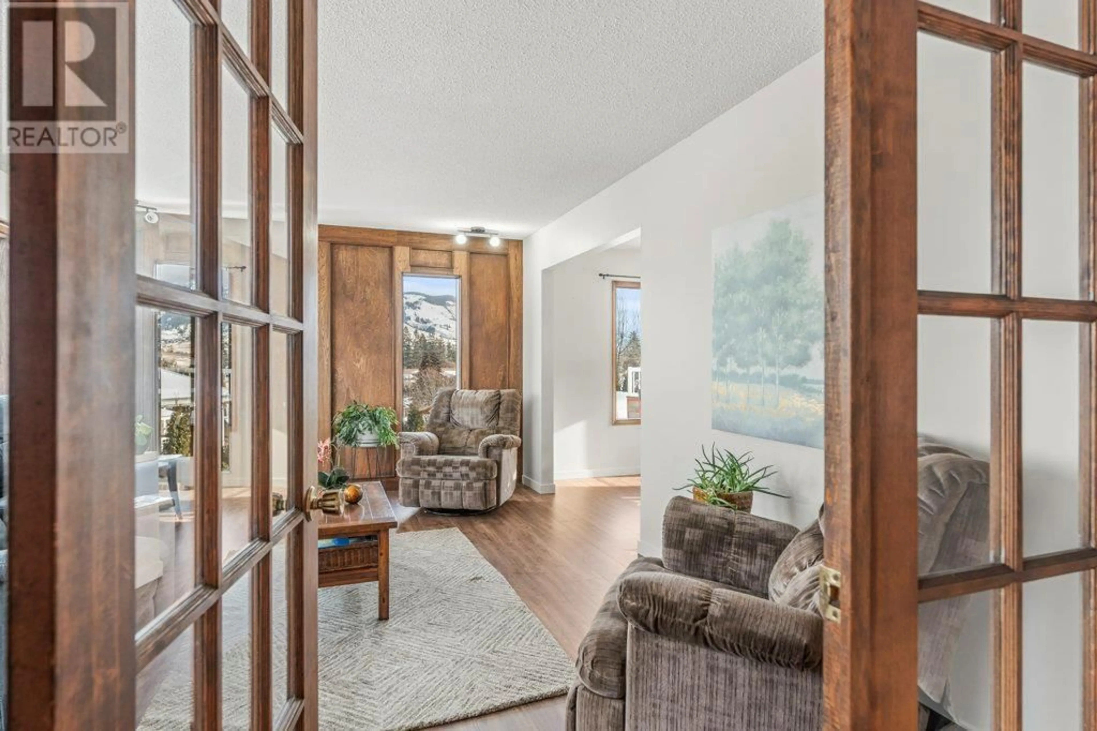 Indoor entryway for 11410 TASSIE DRIVE, Coldstream British Columbia V1B1H4