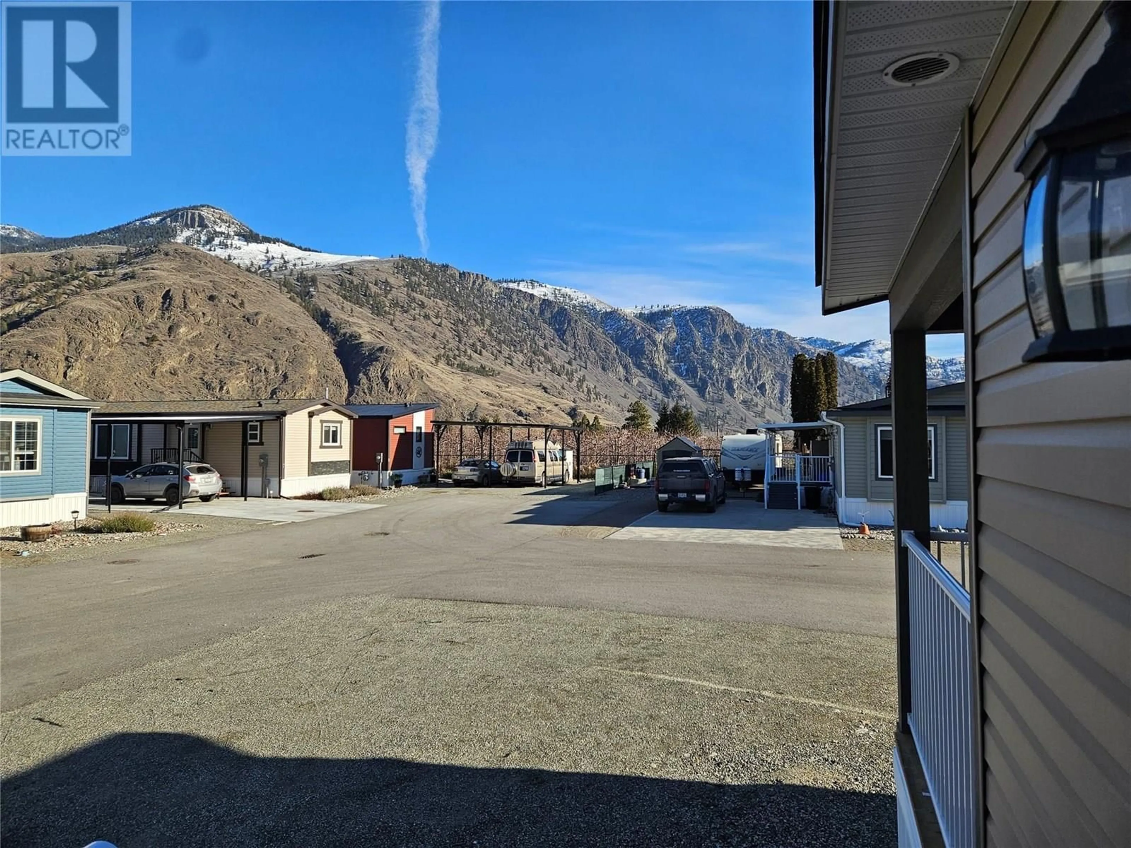A pic from outside/outdoor area/front of a property/back of a property/a pic from drone, mountain view for 3 - 1118 MIDDLE BENCH ROAD, Keremeos British Columbia V0X1N2