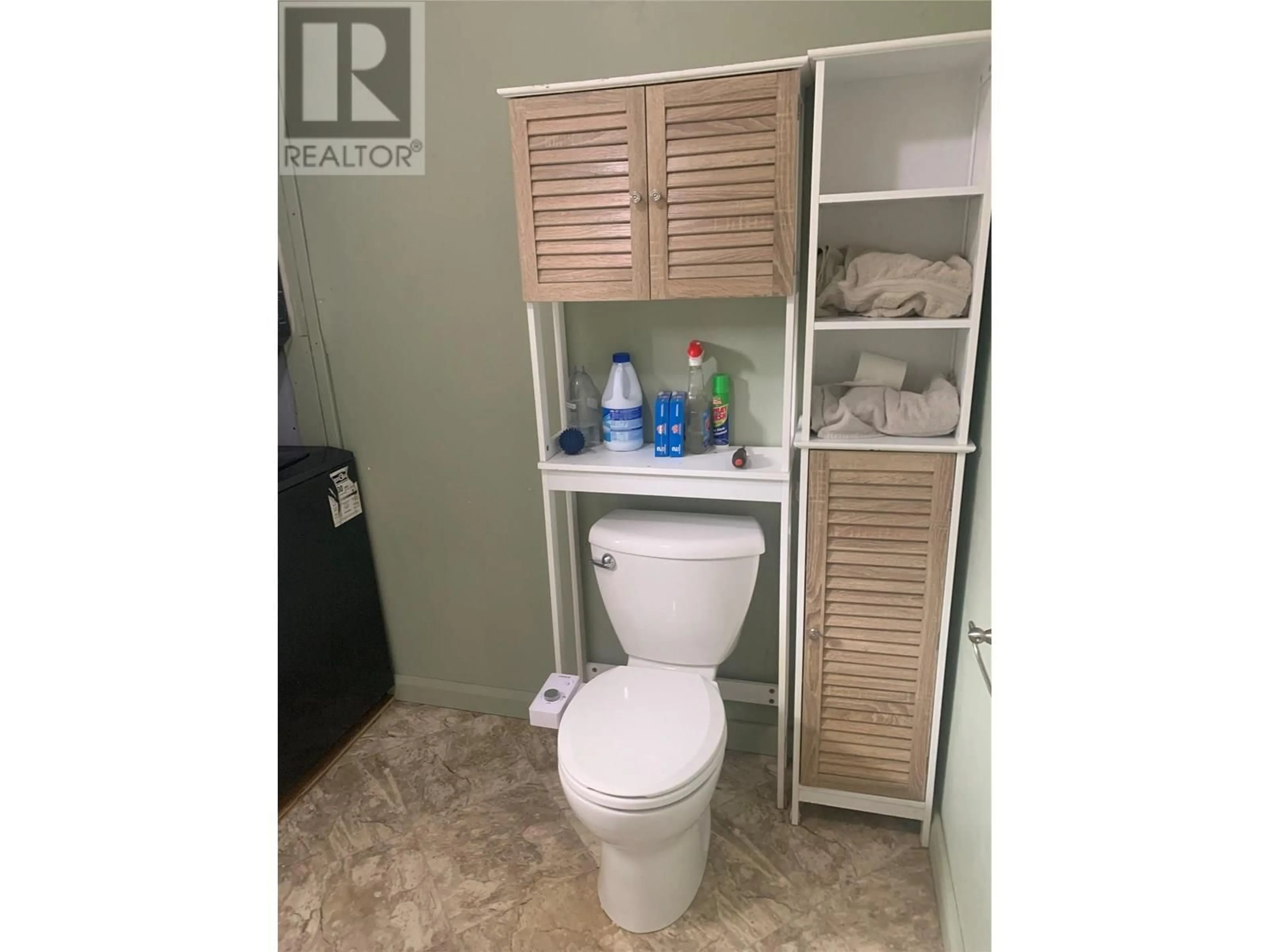 Storage room or clothes room or walk-in closet for 572 6 HIGHWAY, Nakusp British Columbia V0G1R1