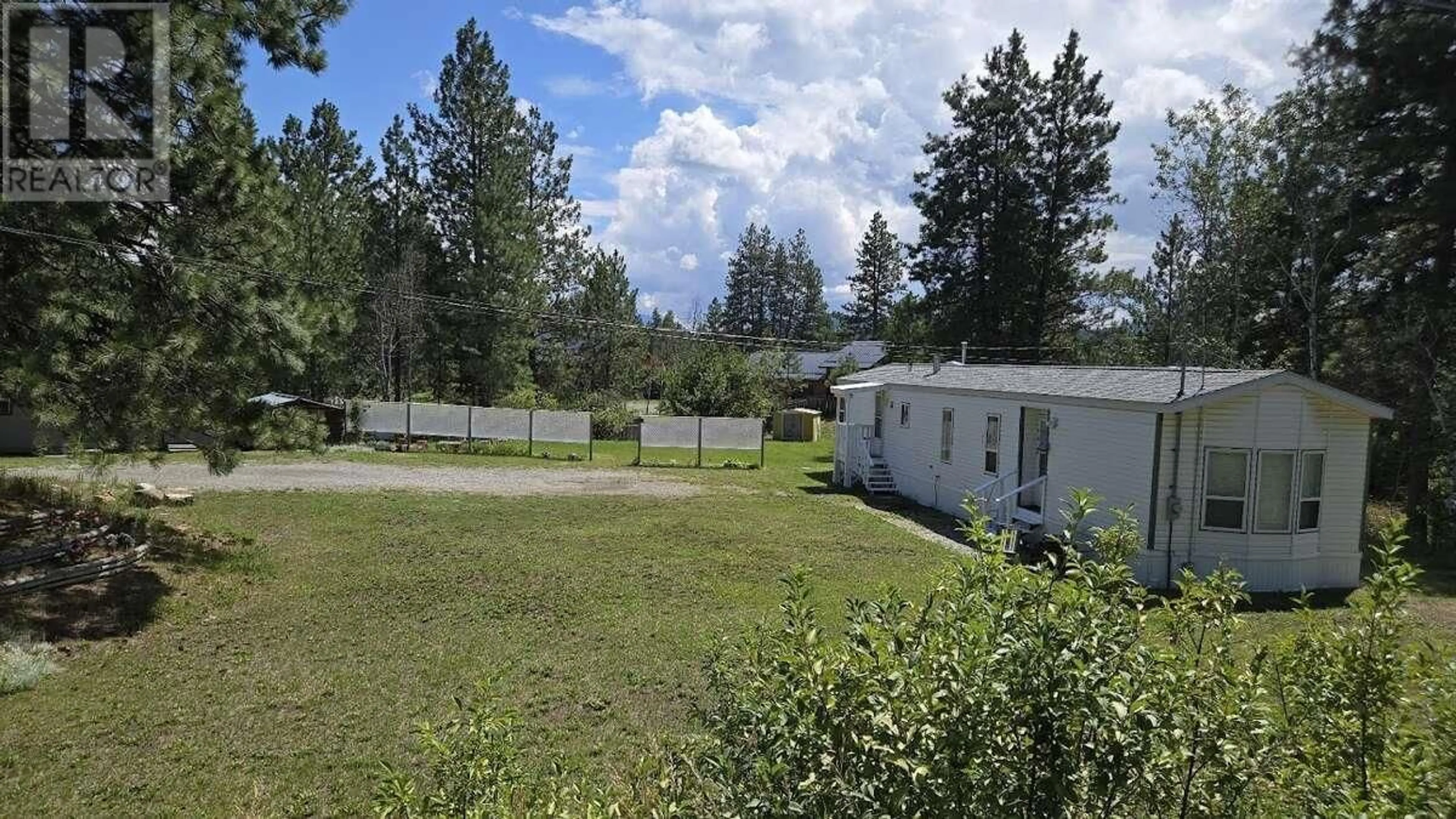 A pic from outside/outdoor area/front of a property/back of a property/a pic from drone, unknown for 2960 MISSION WYCLIFFE ROAD, Cranbrook British Columbia V1C7C8